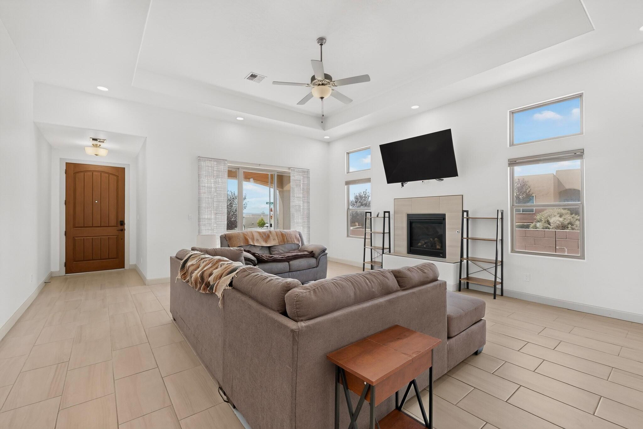 6101 Santa Fe Trail Drive NE