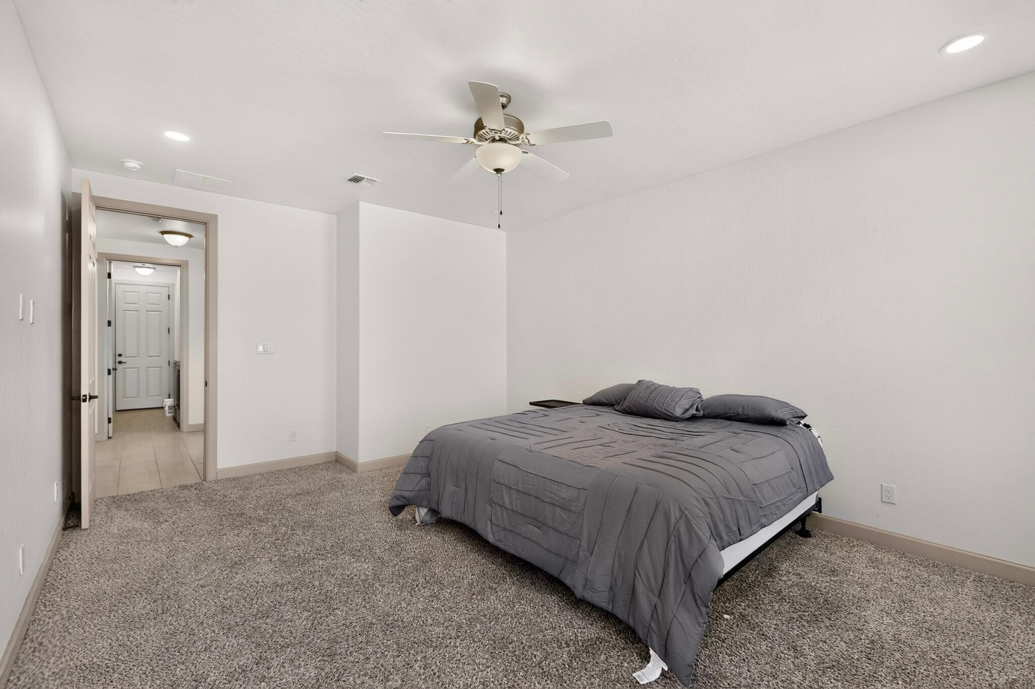 6101 Santa Fe Trail Drive NE