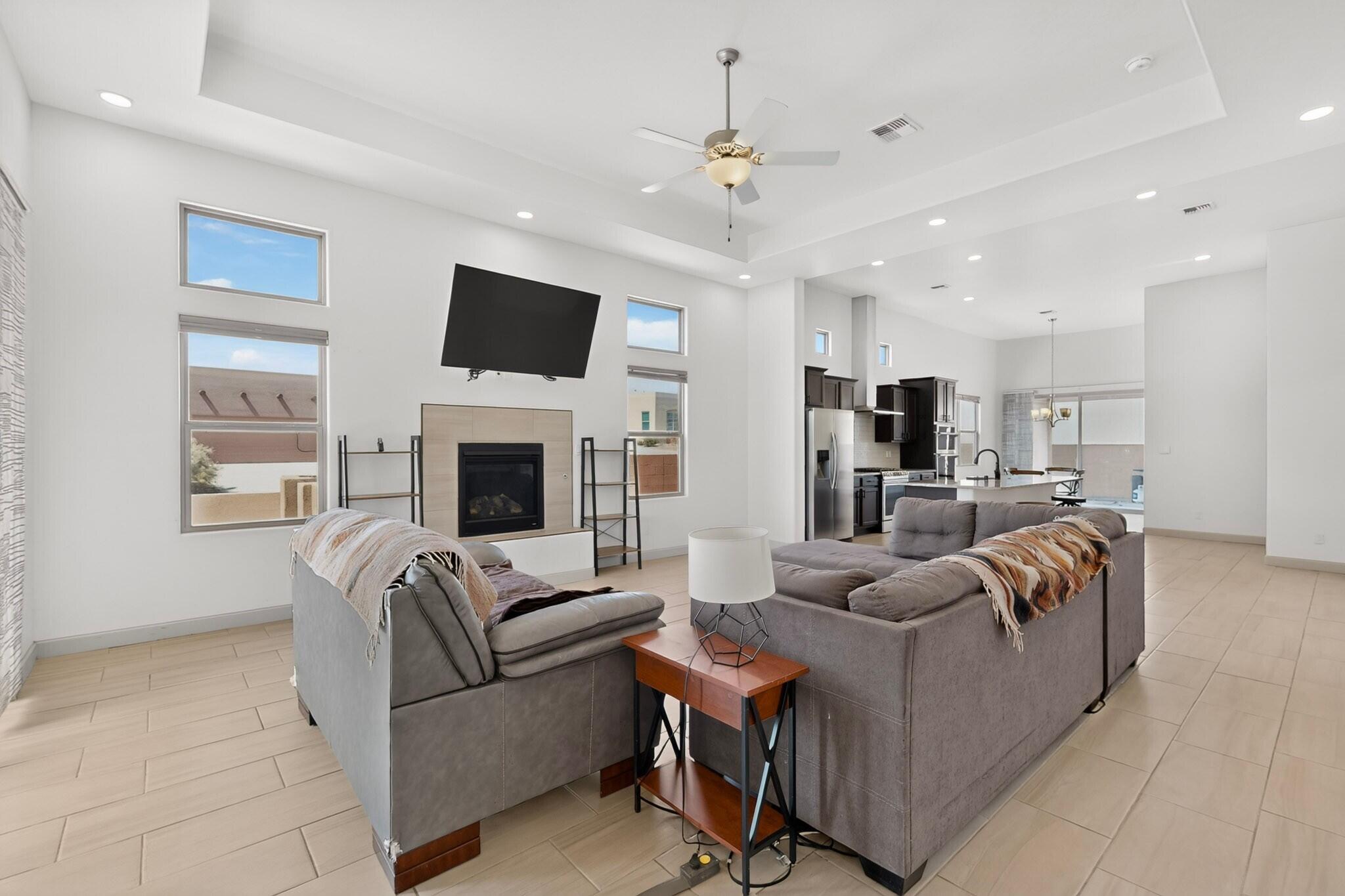 6101 Santa Fe Trail Drive NE