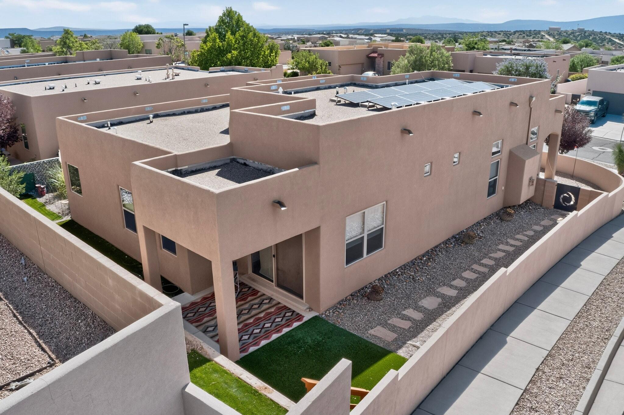 6101 Santa Fe Trail Drive NE