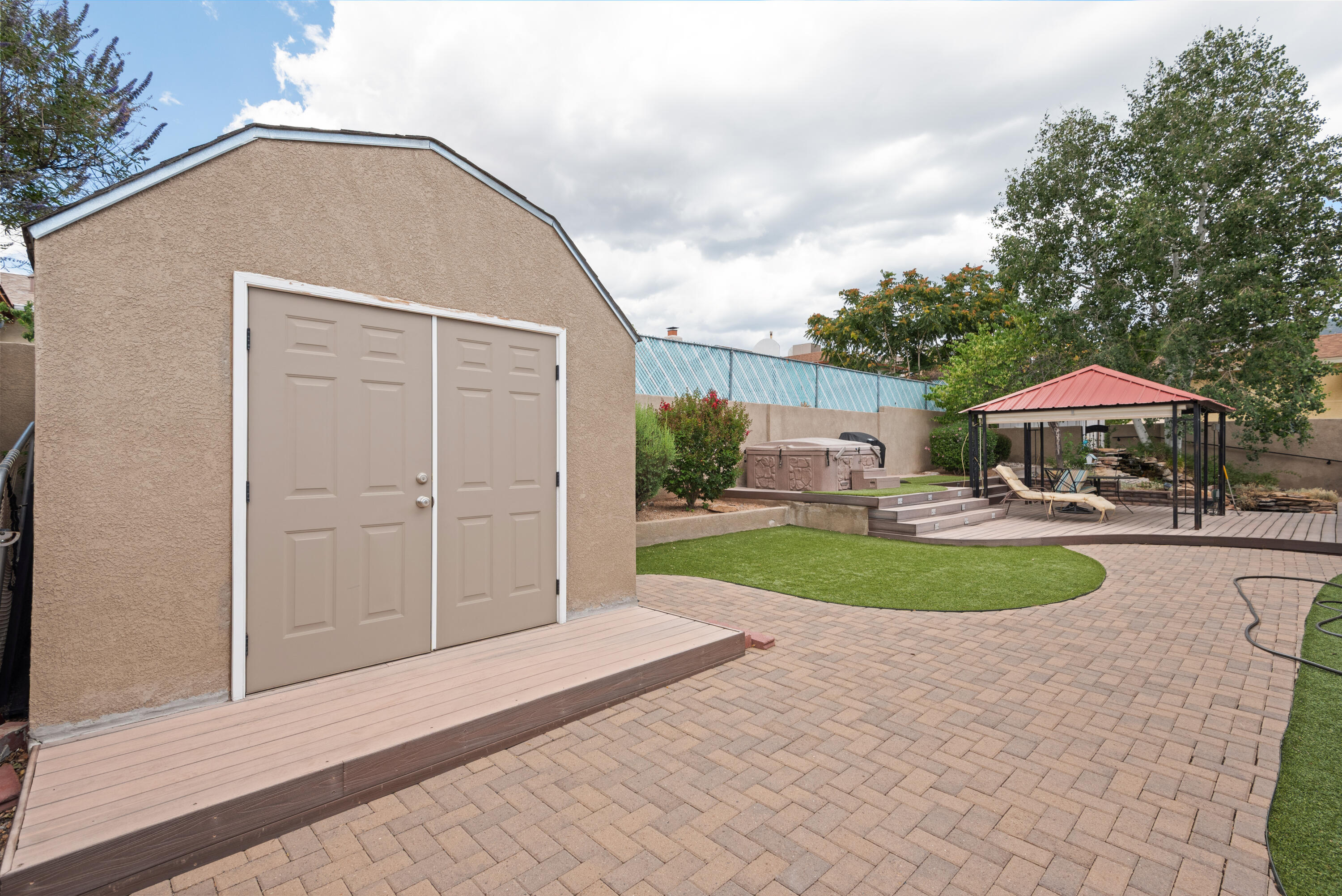 4705 Oahu Drive NE