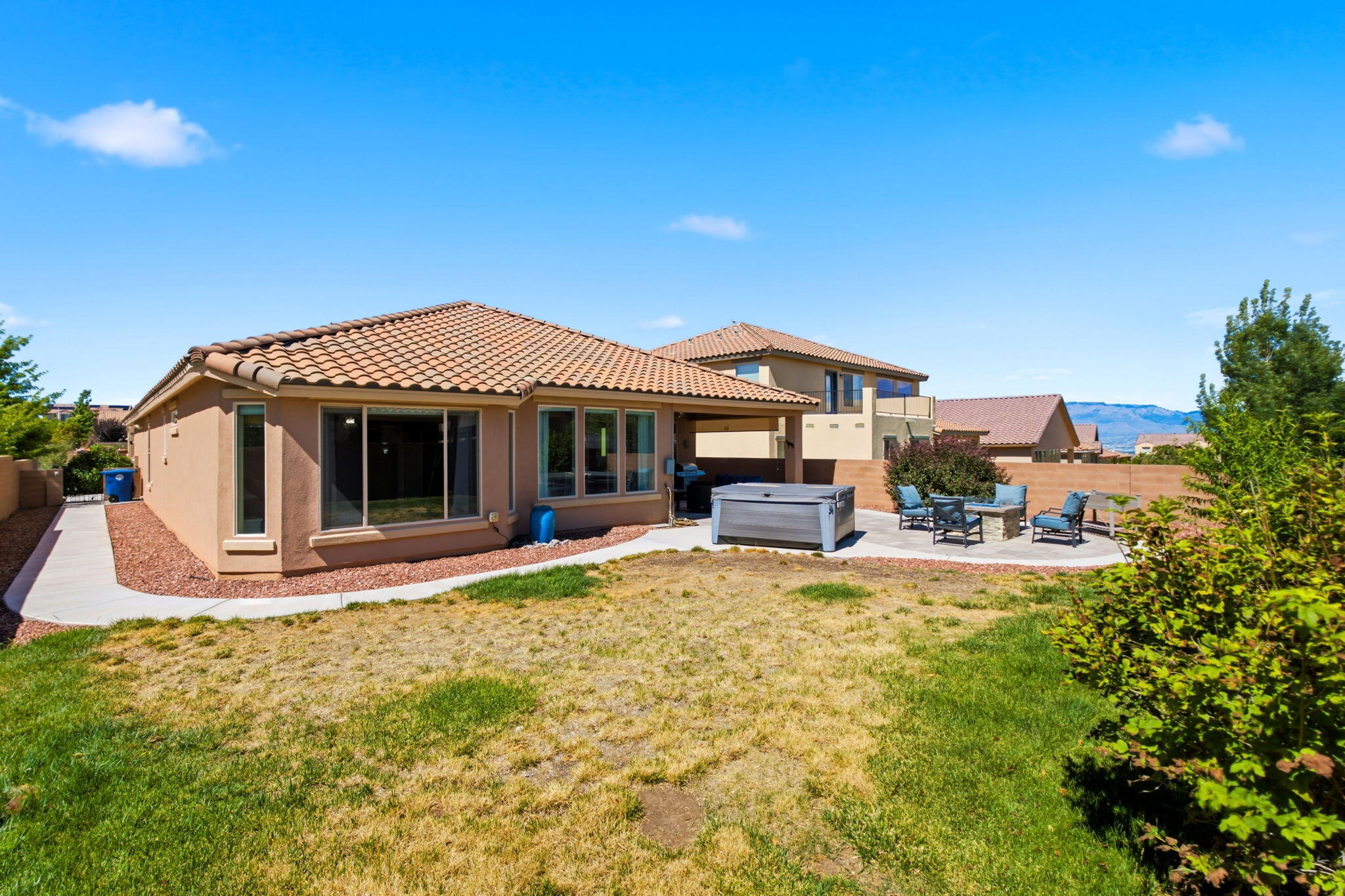 9028 Vista Dibujo Road NW