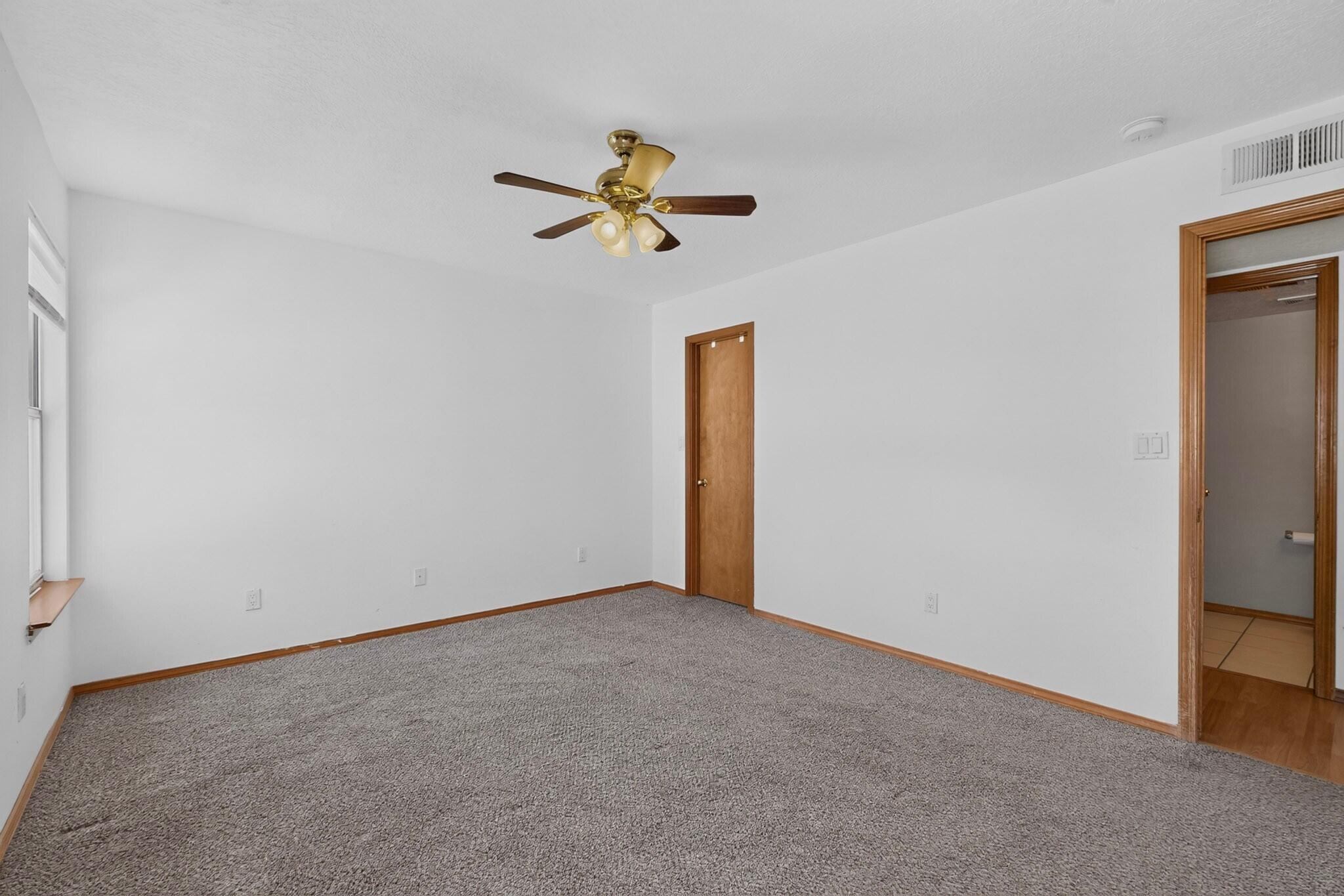 19 Buckbrush Place