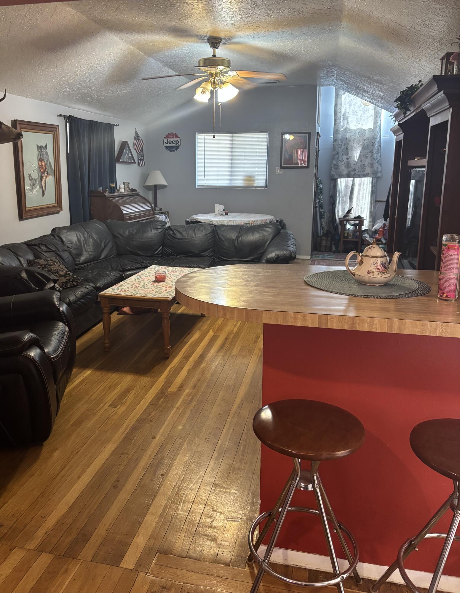 124 N Pershing Street