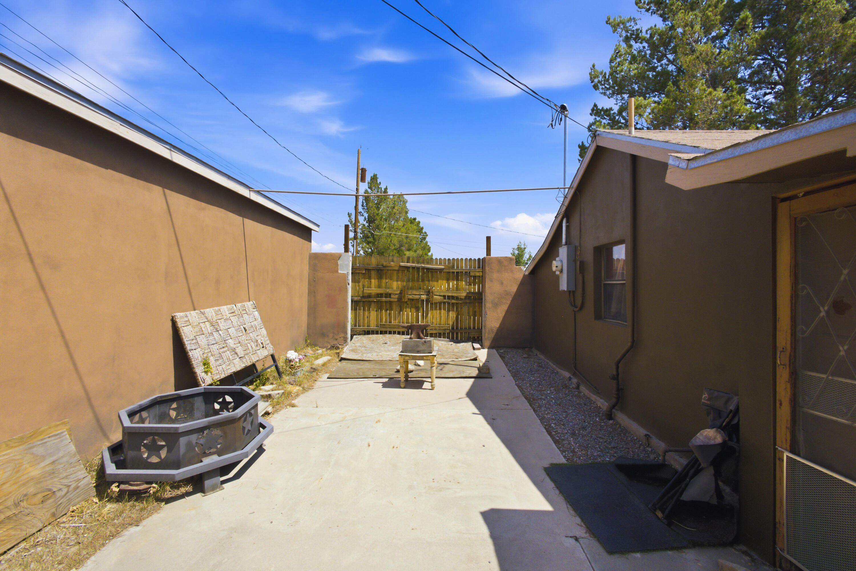 124 N Pershing Street