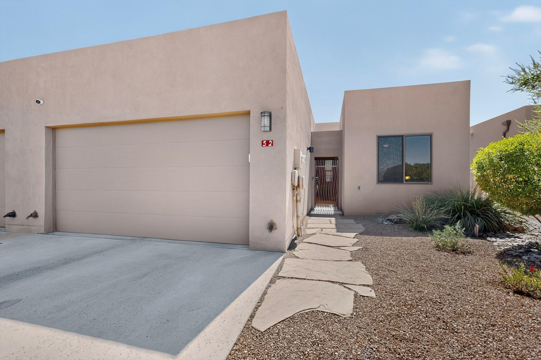 52 Wind Road NW