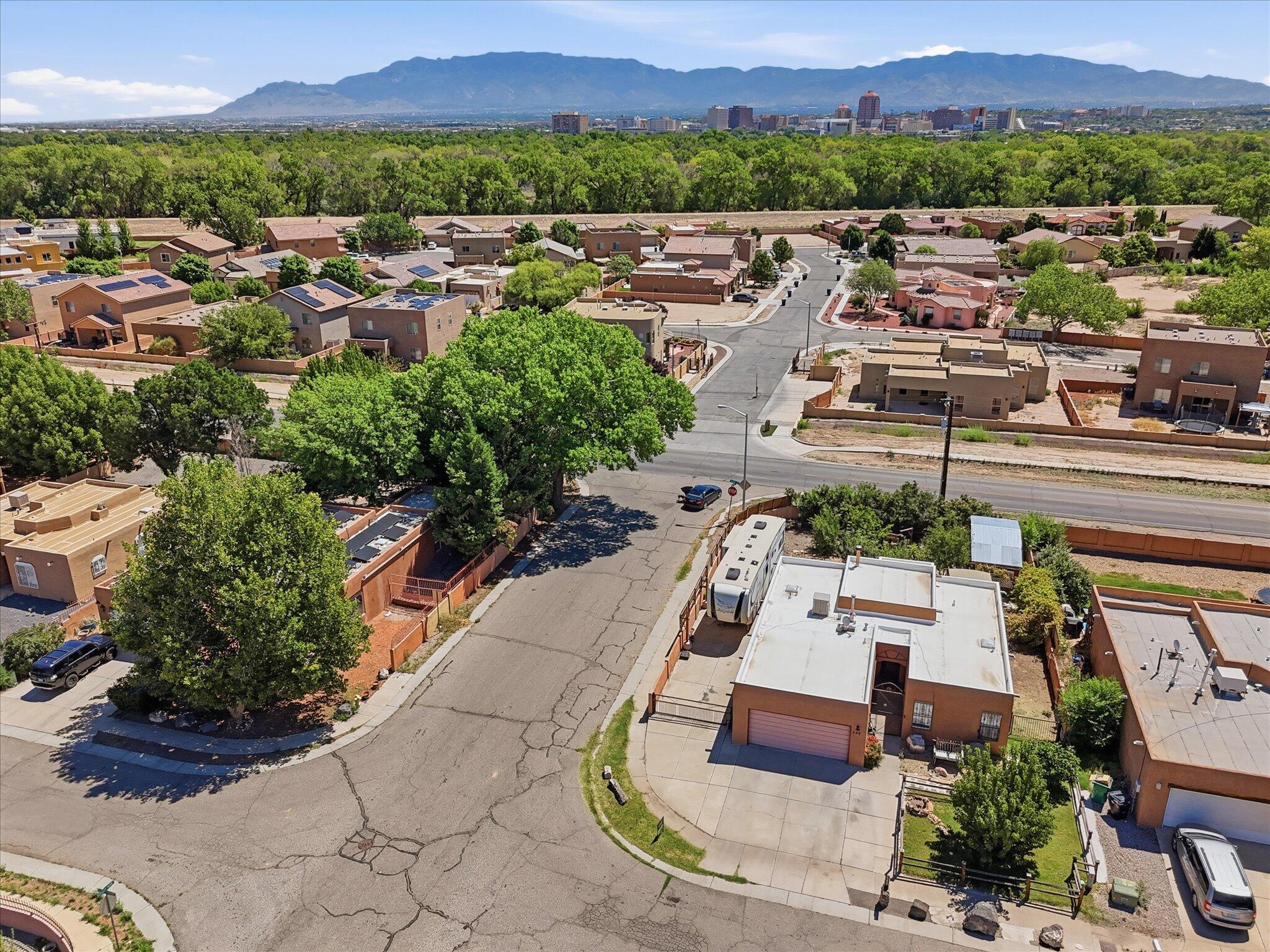 342 Sunset Farm Place SW