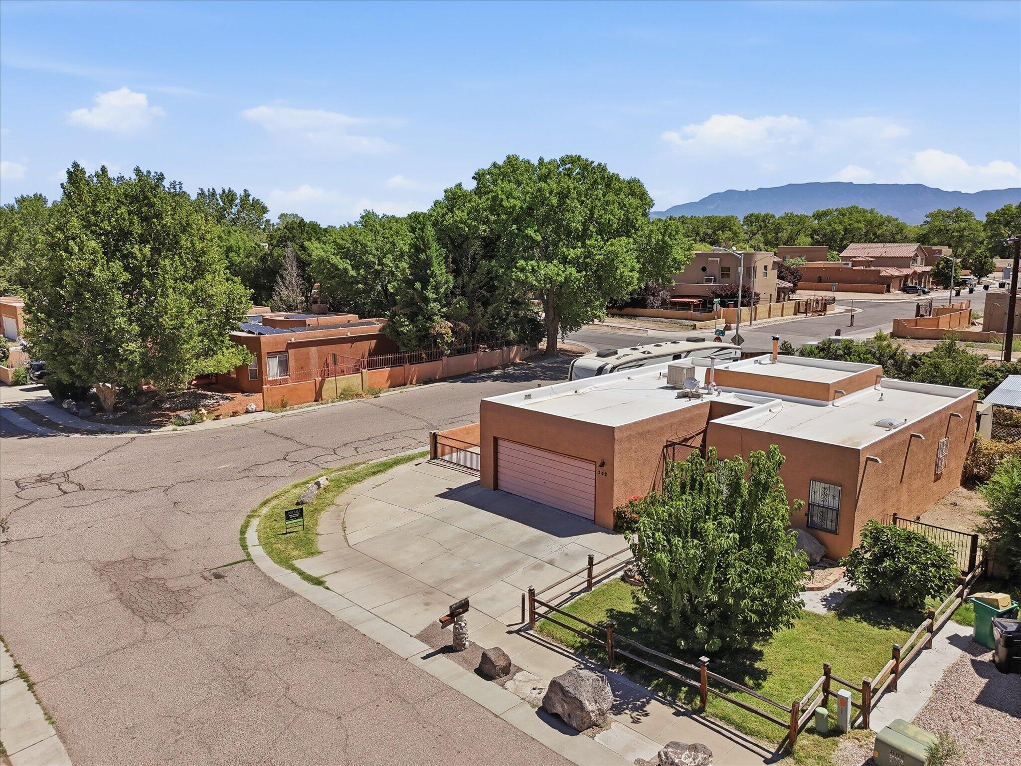 342 Sunset Farm Place SW