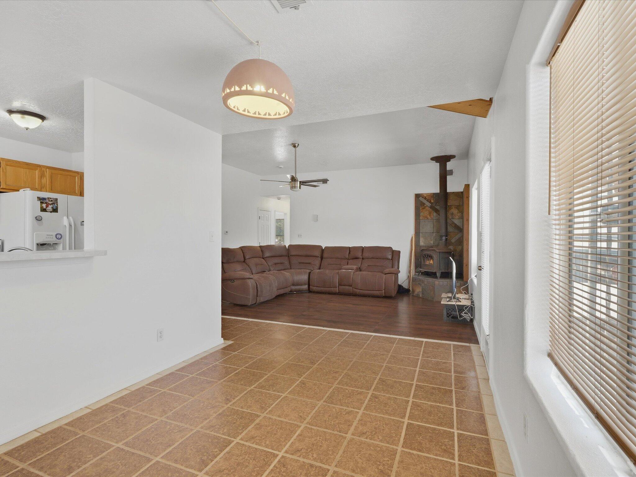 342 Sunset Farm Place SW