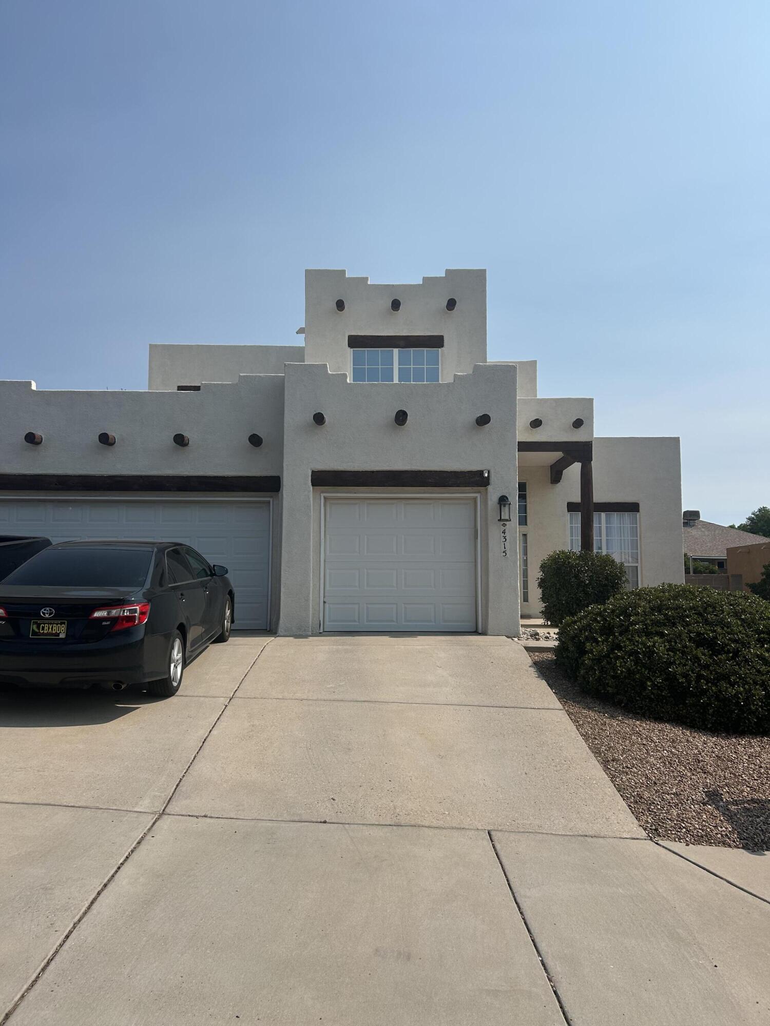 4315 Rancho Redondo NW