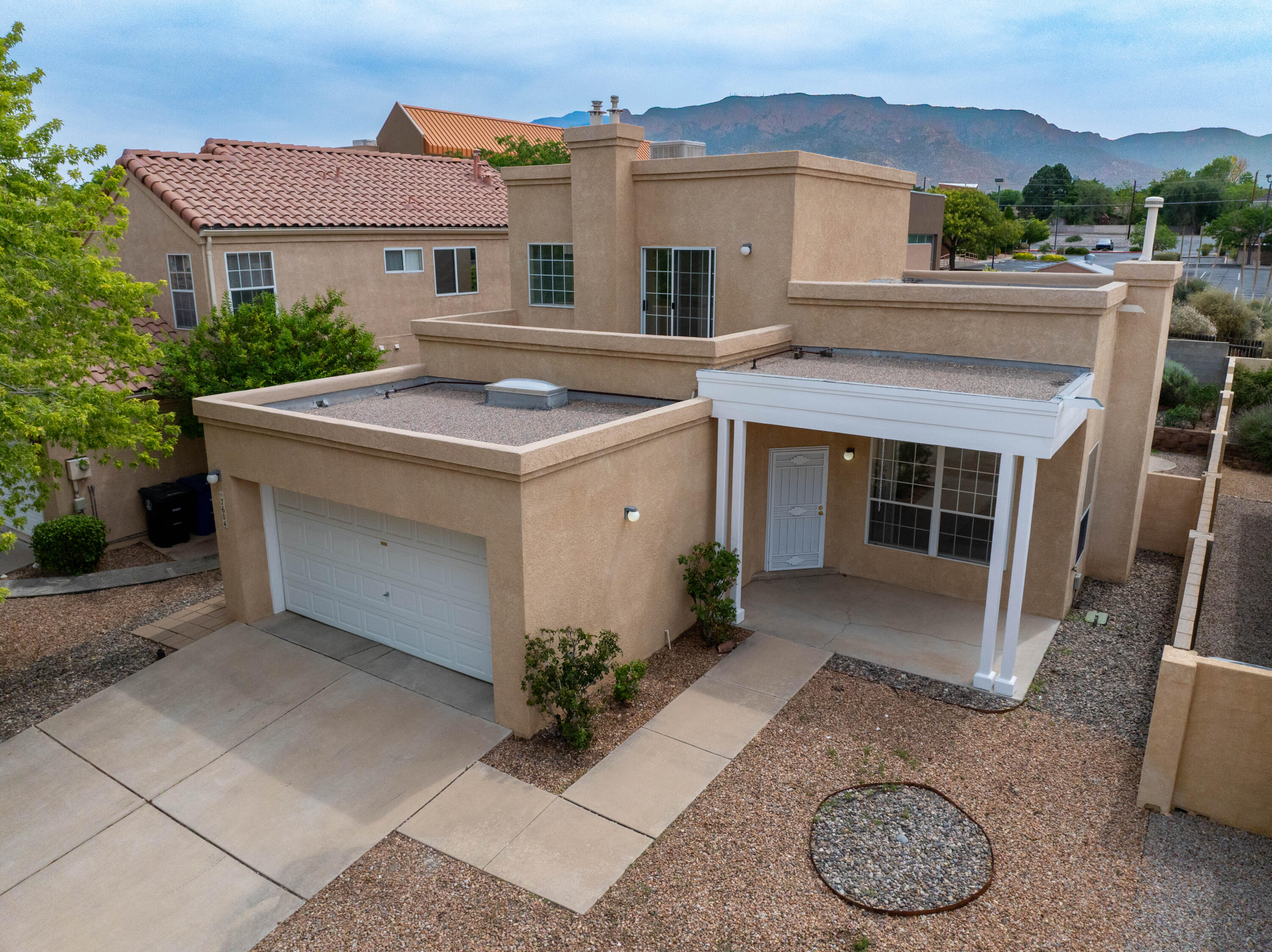 7604 La Mariposa Place NE
