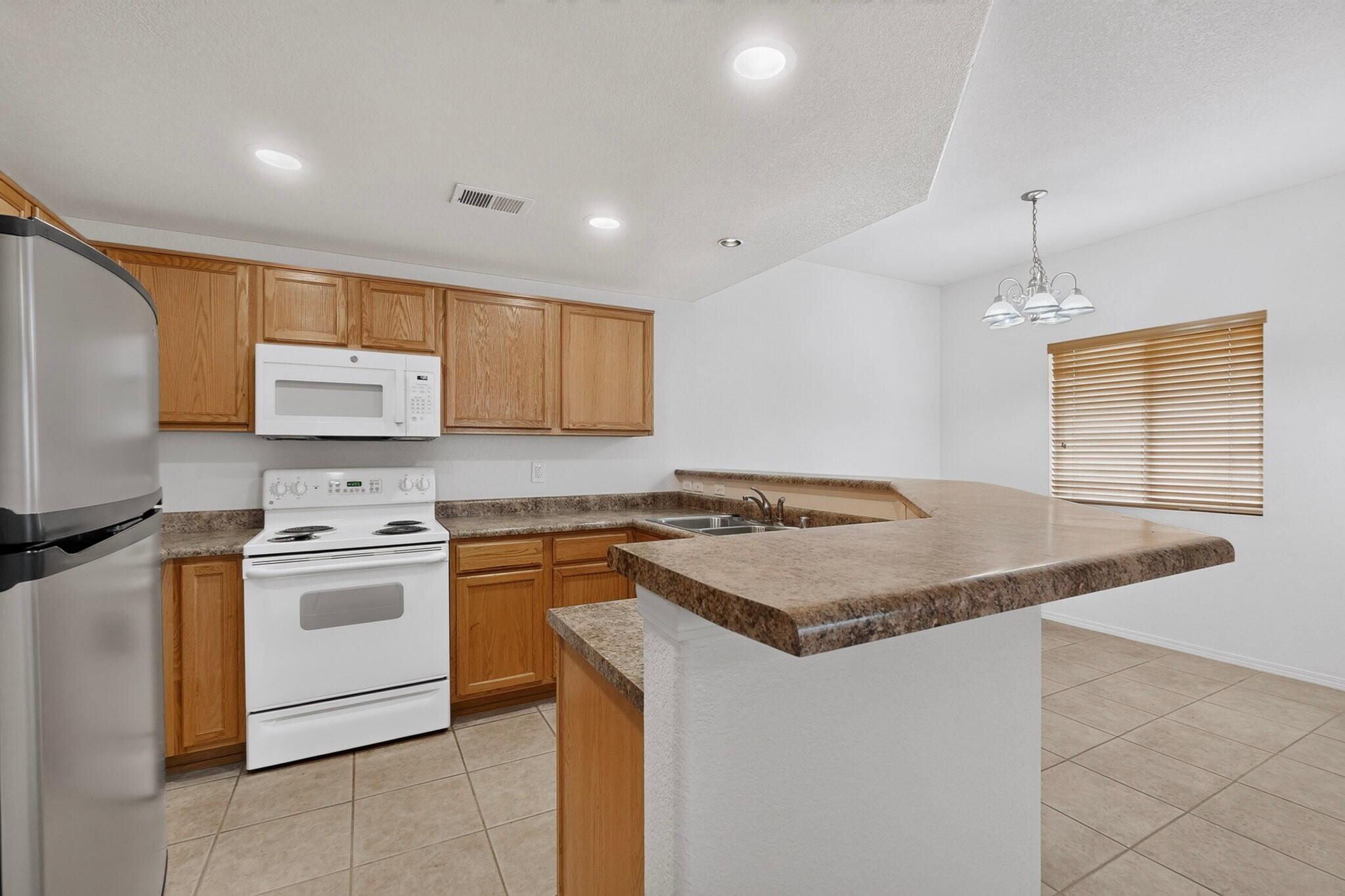 6800 Vista Del Norte Road NE # 826