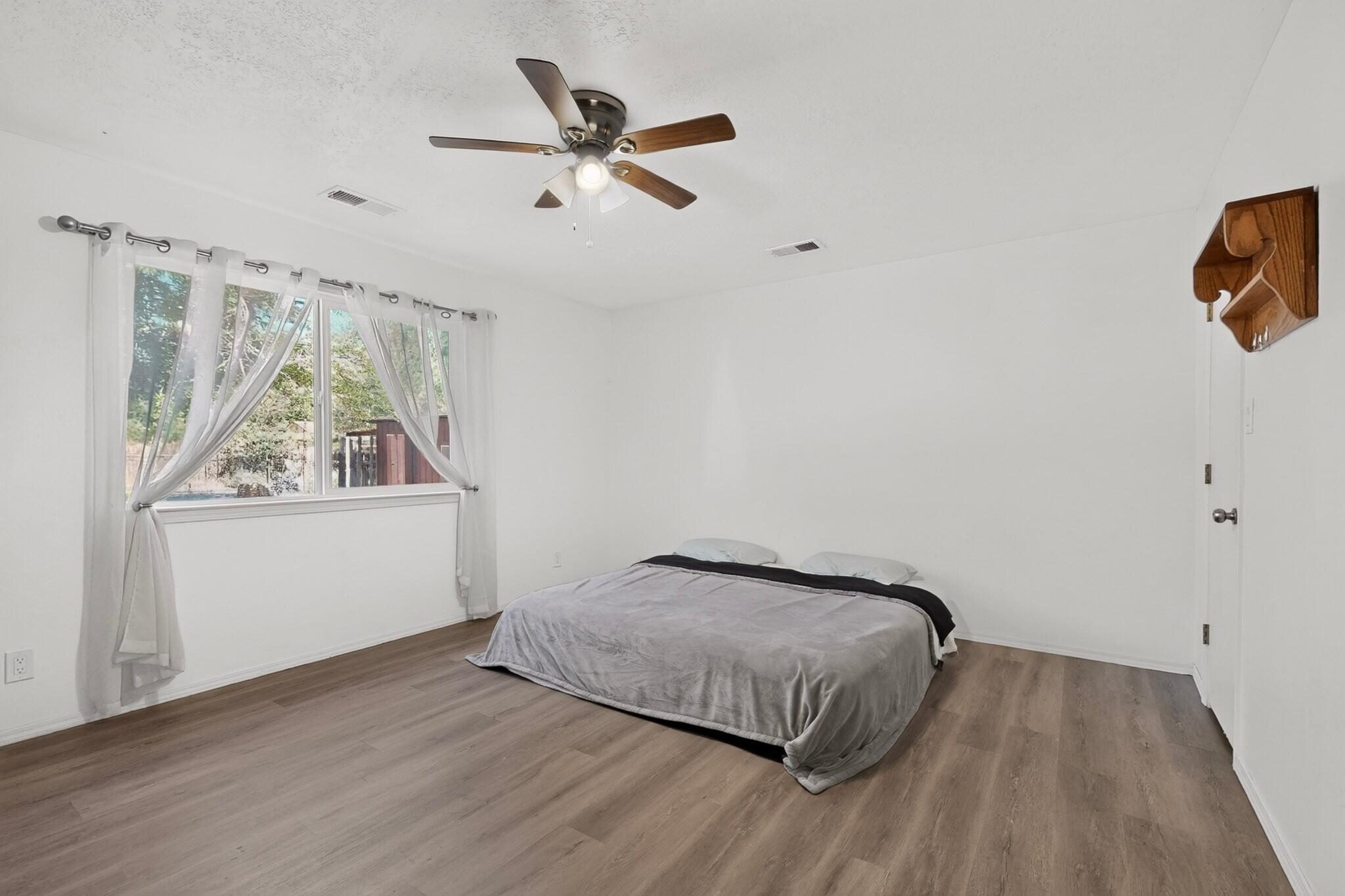 1715 Eldorado Loop