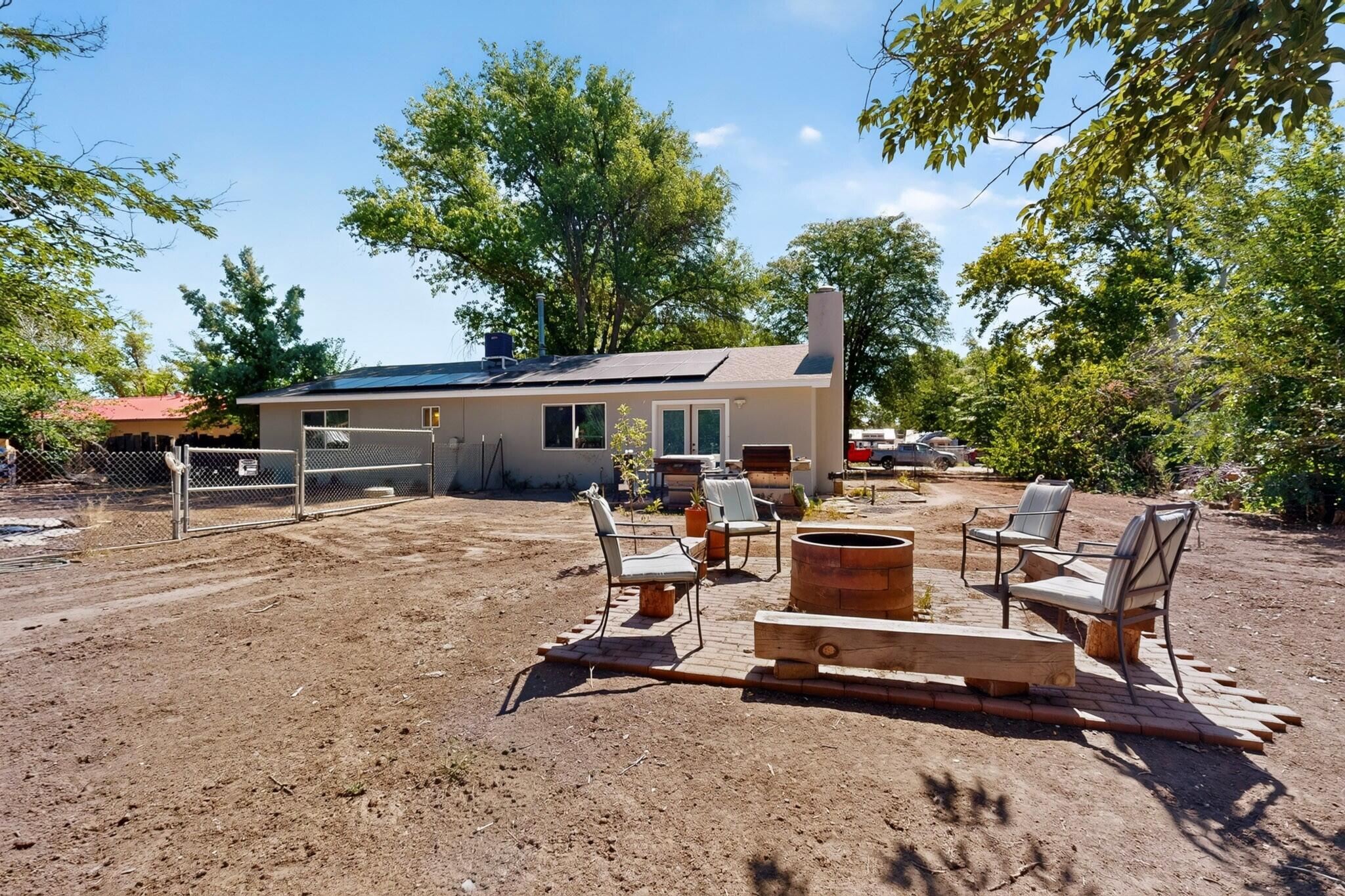 1715 Eldorado Loop