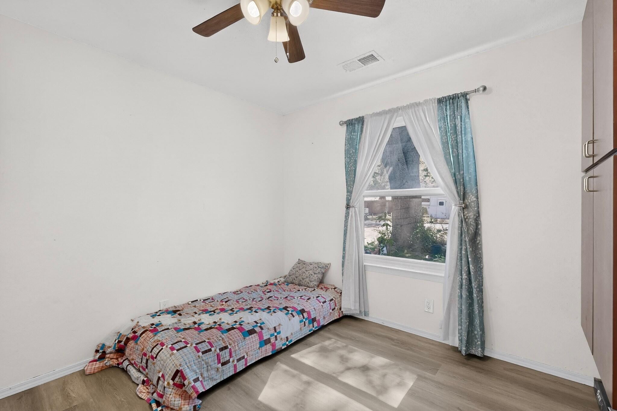 1715 Eldorado Loop