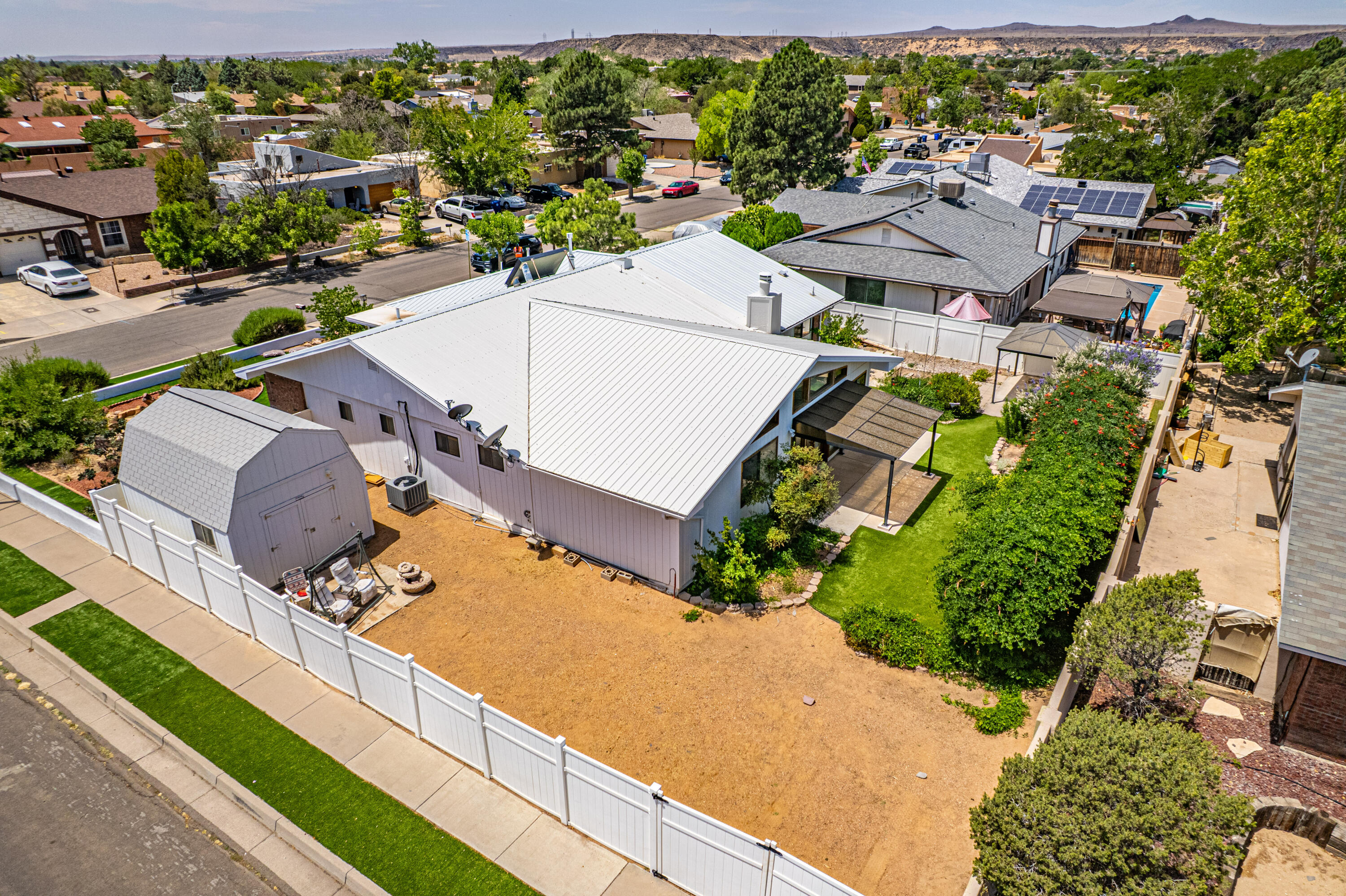 5501 Calle Quieta NW