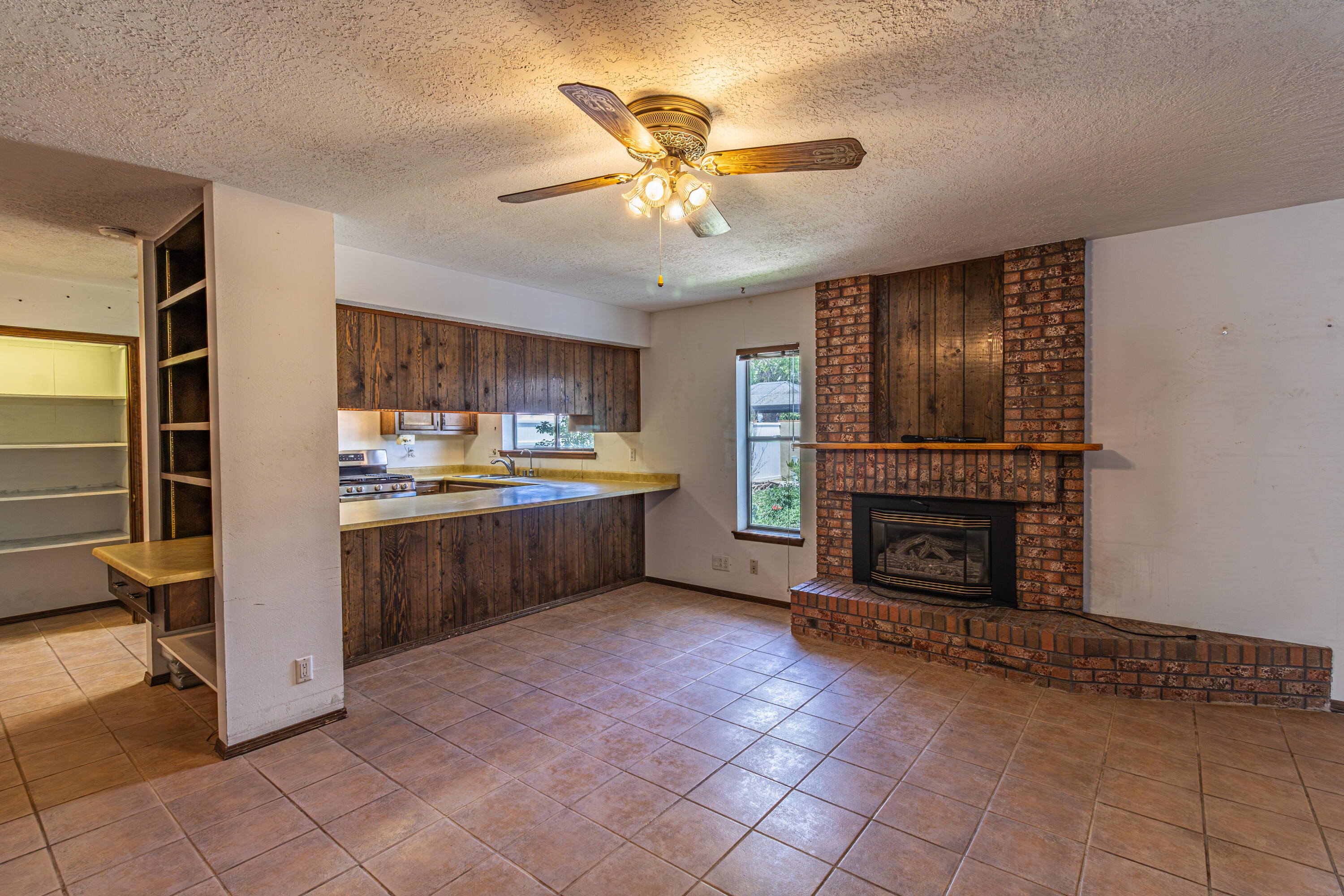 5501 Calle Quieta NW