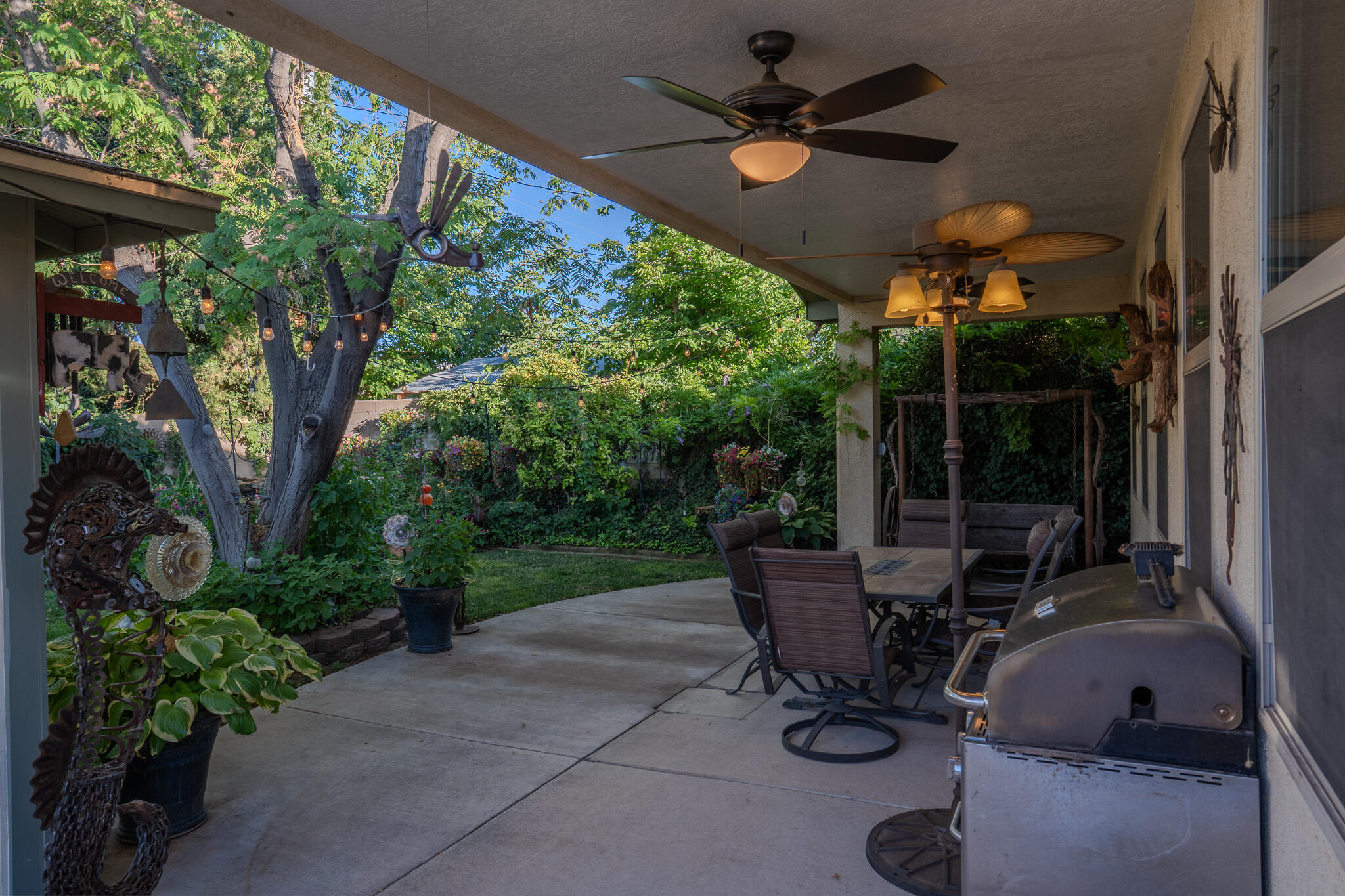 1308 Valencia Drive NE