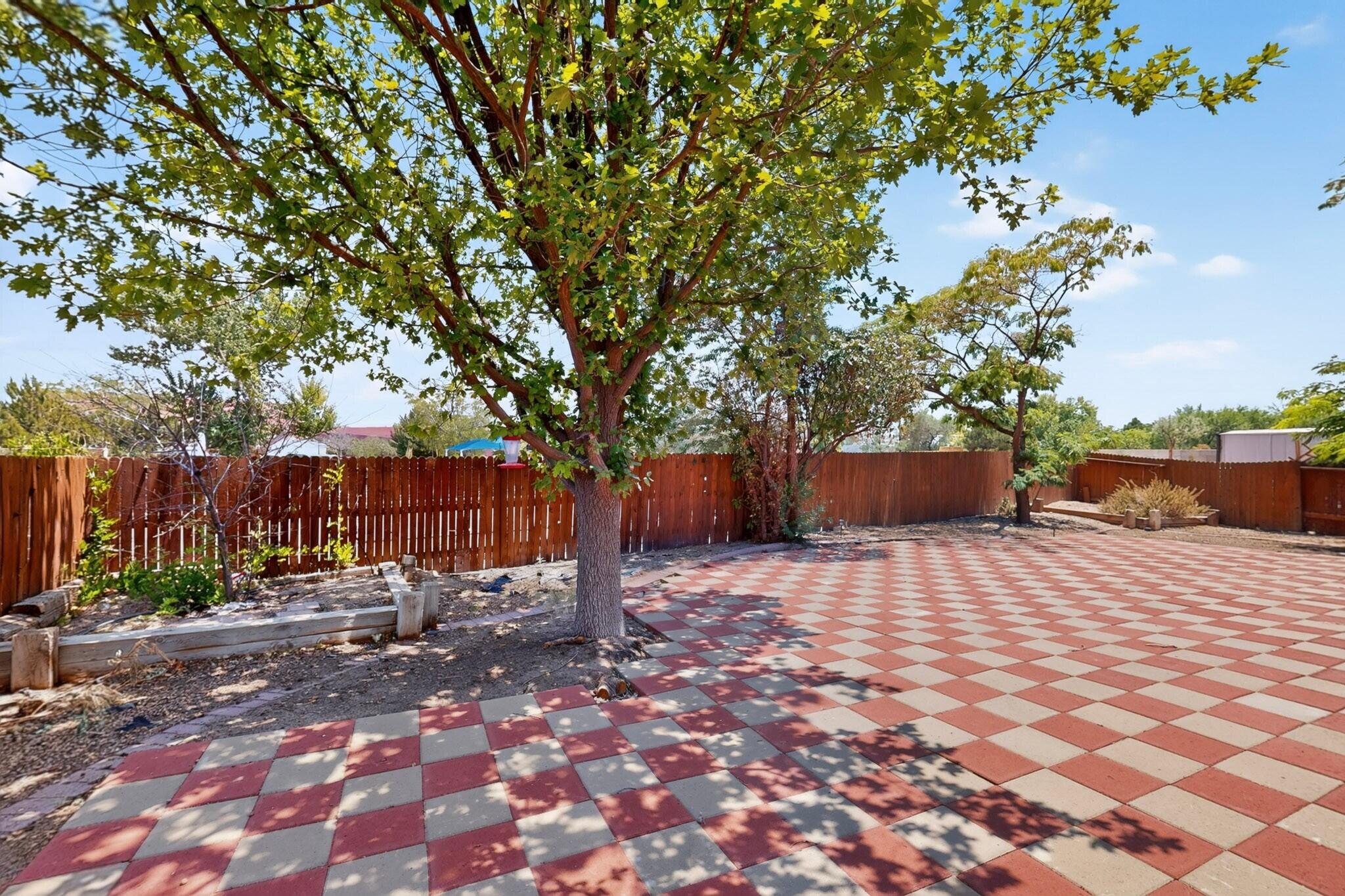 6308 Montano Pointe Road NW