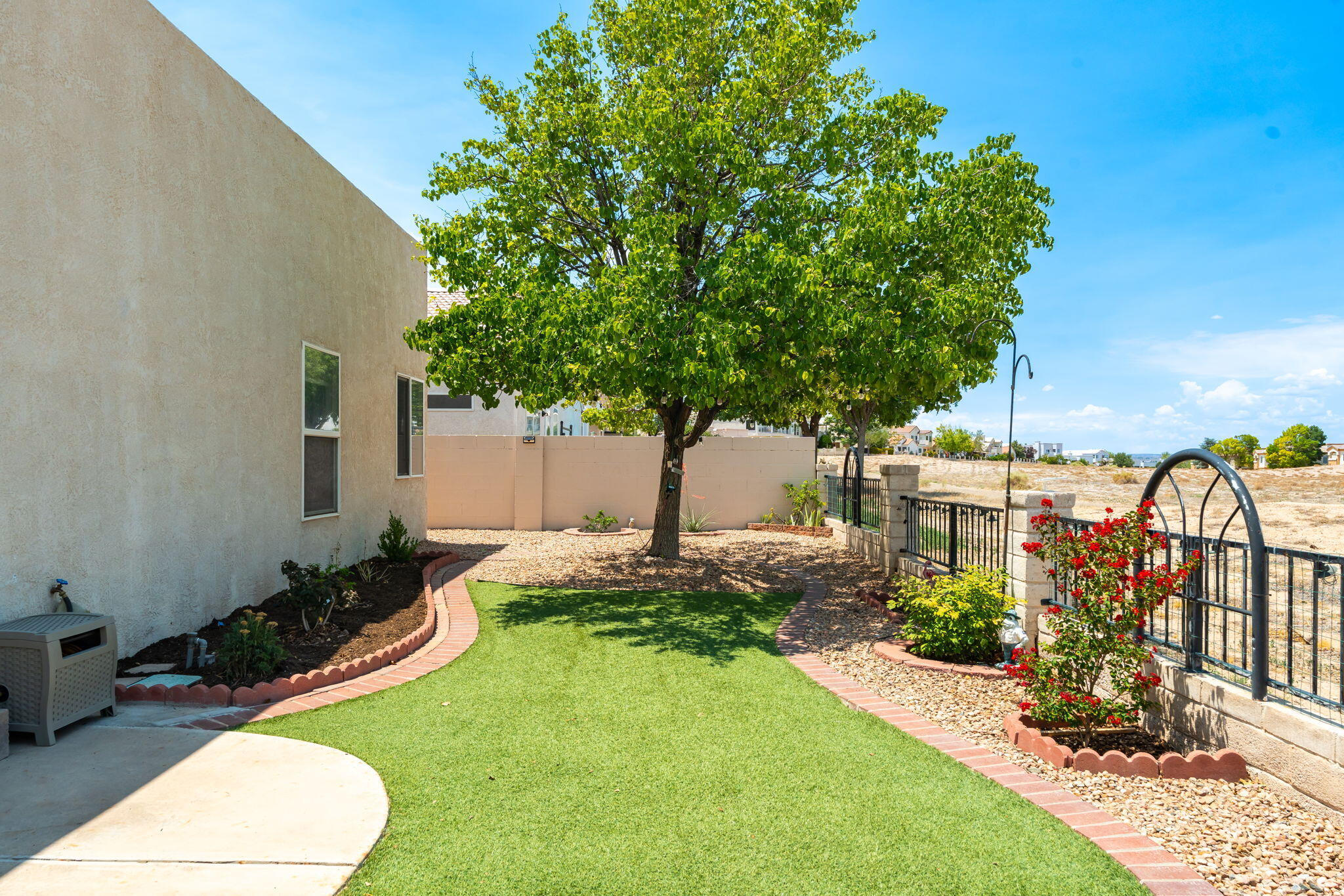 3117 Calle Suenos SE