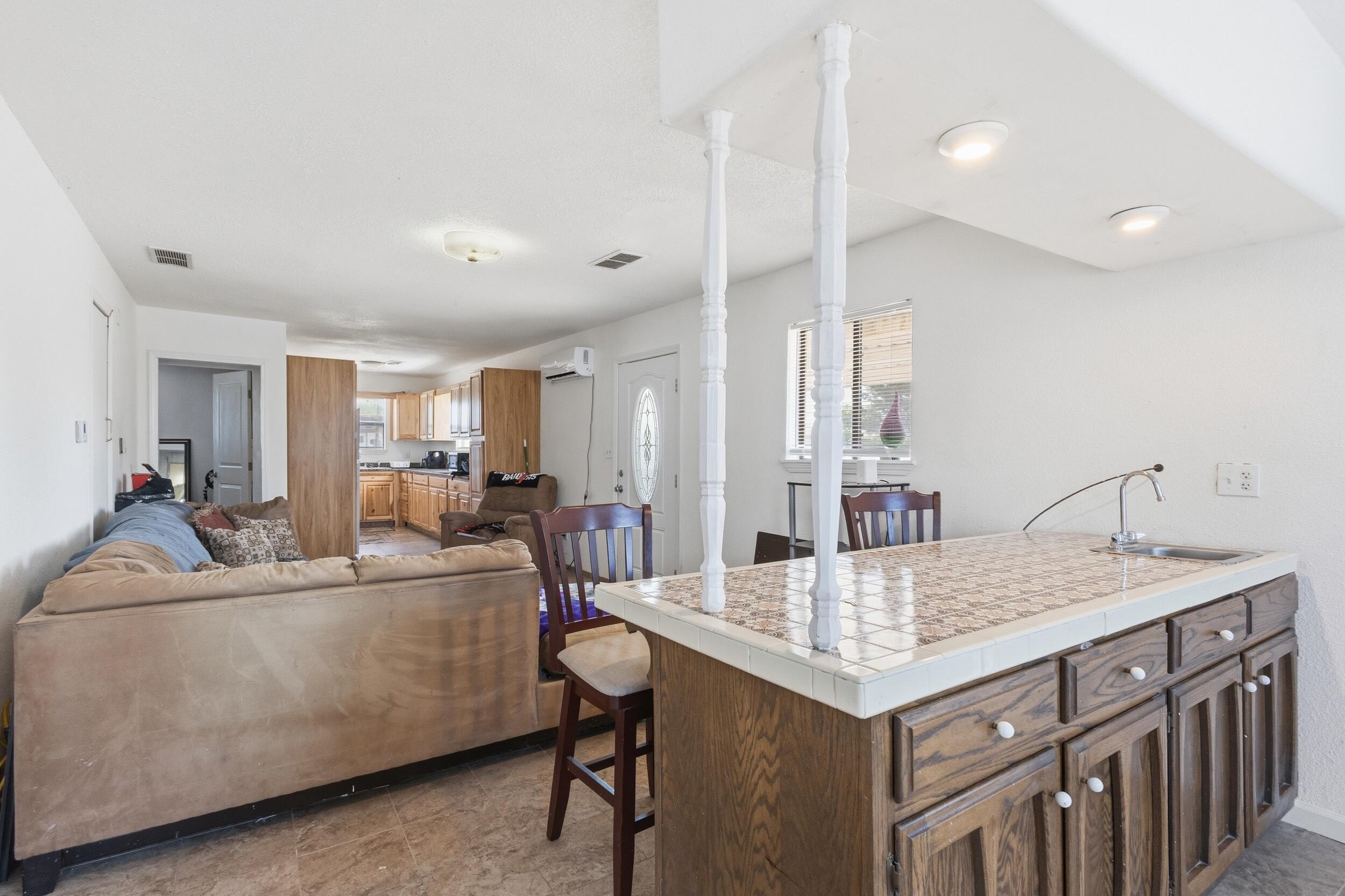 460B Jarales Road