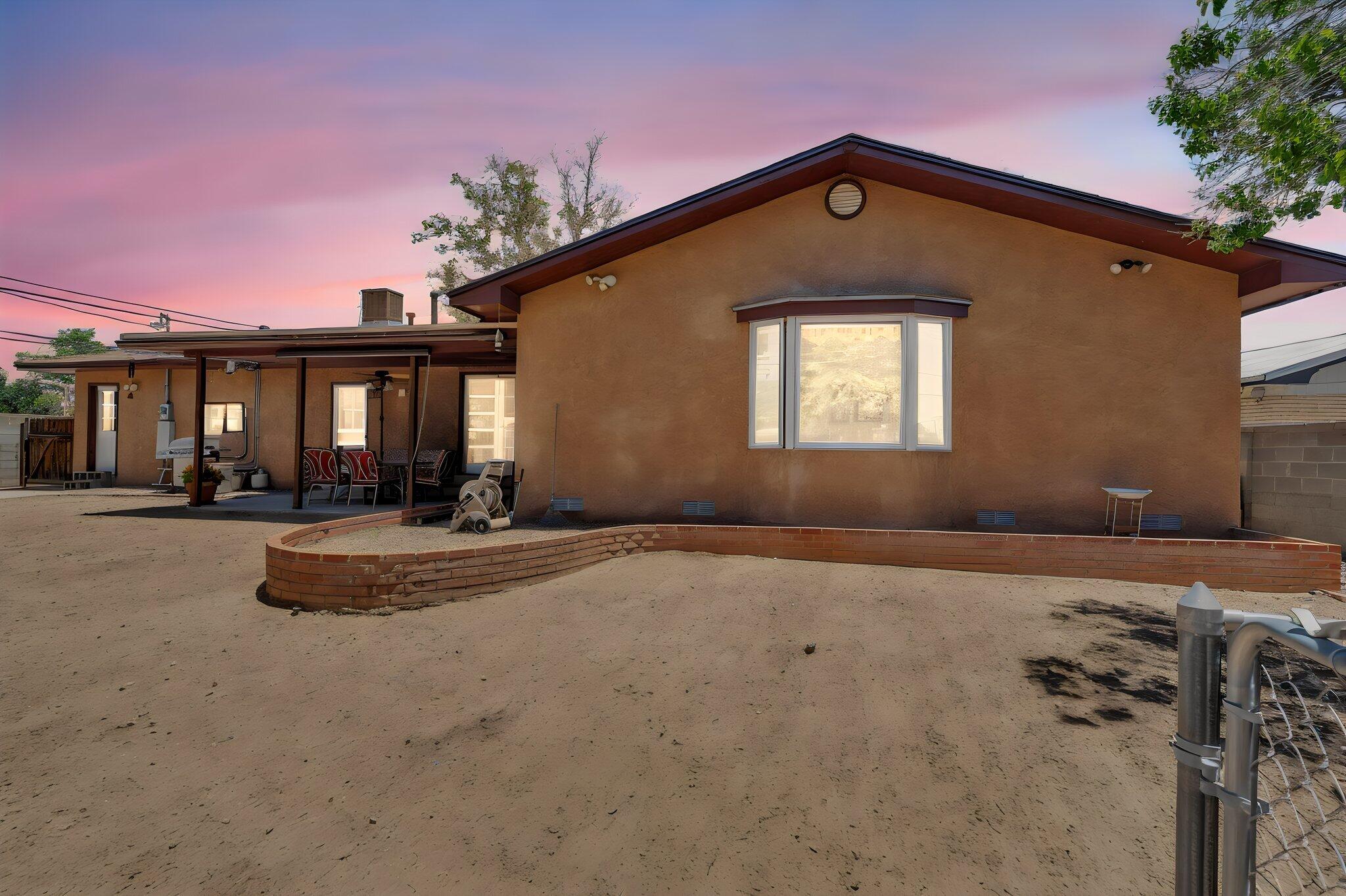 5909 Woodford Drive NE