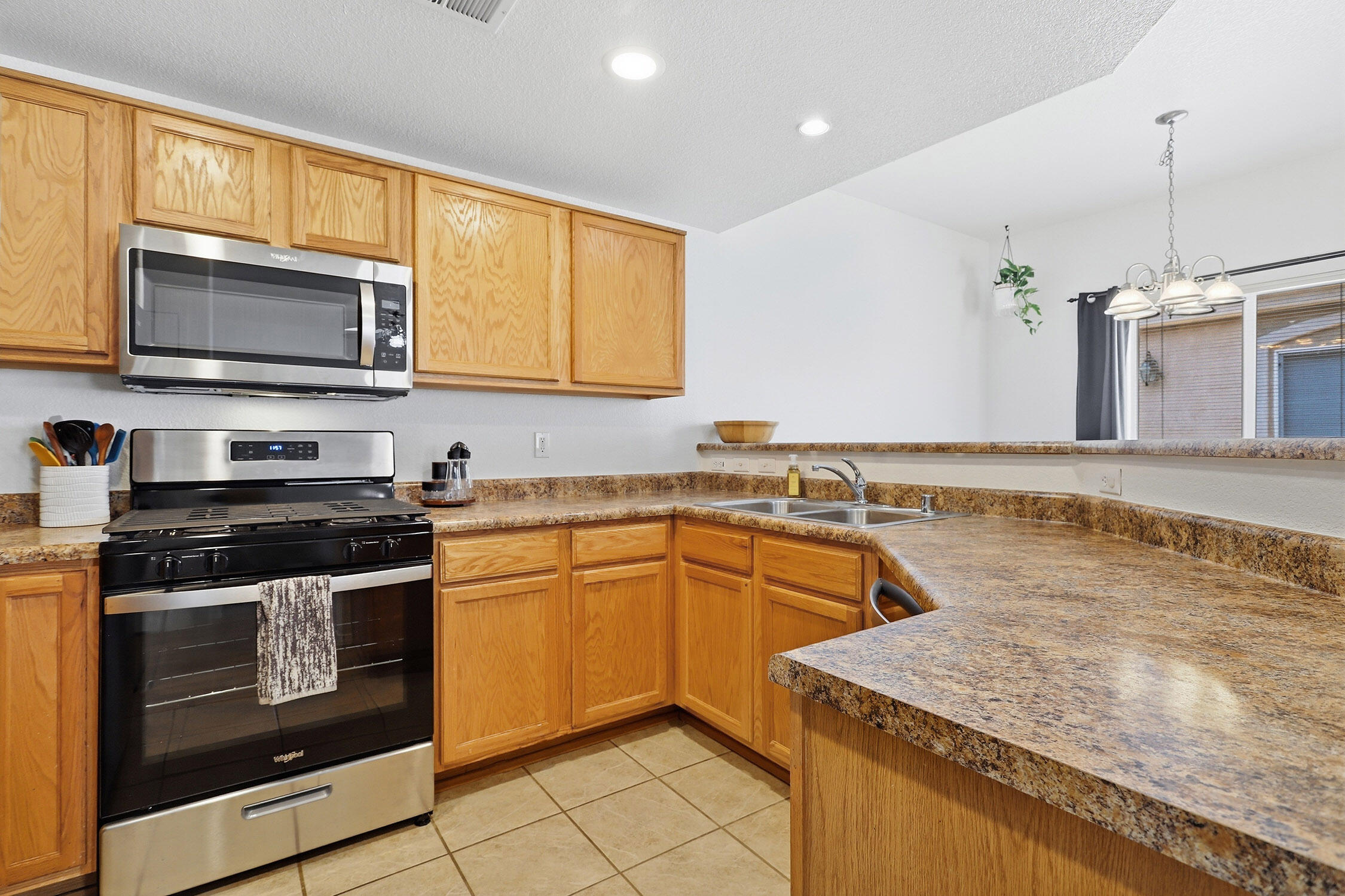 6800 Vista Del Norte Drive NE 427