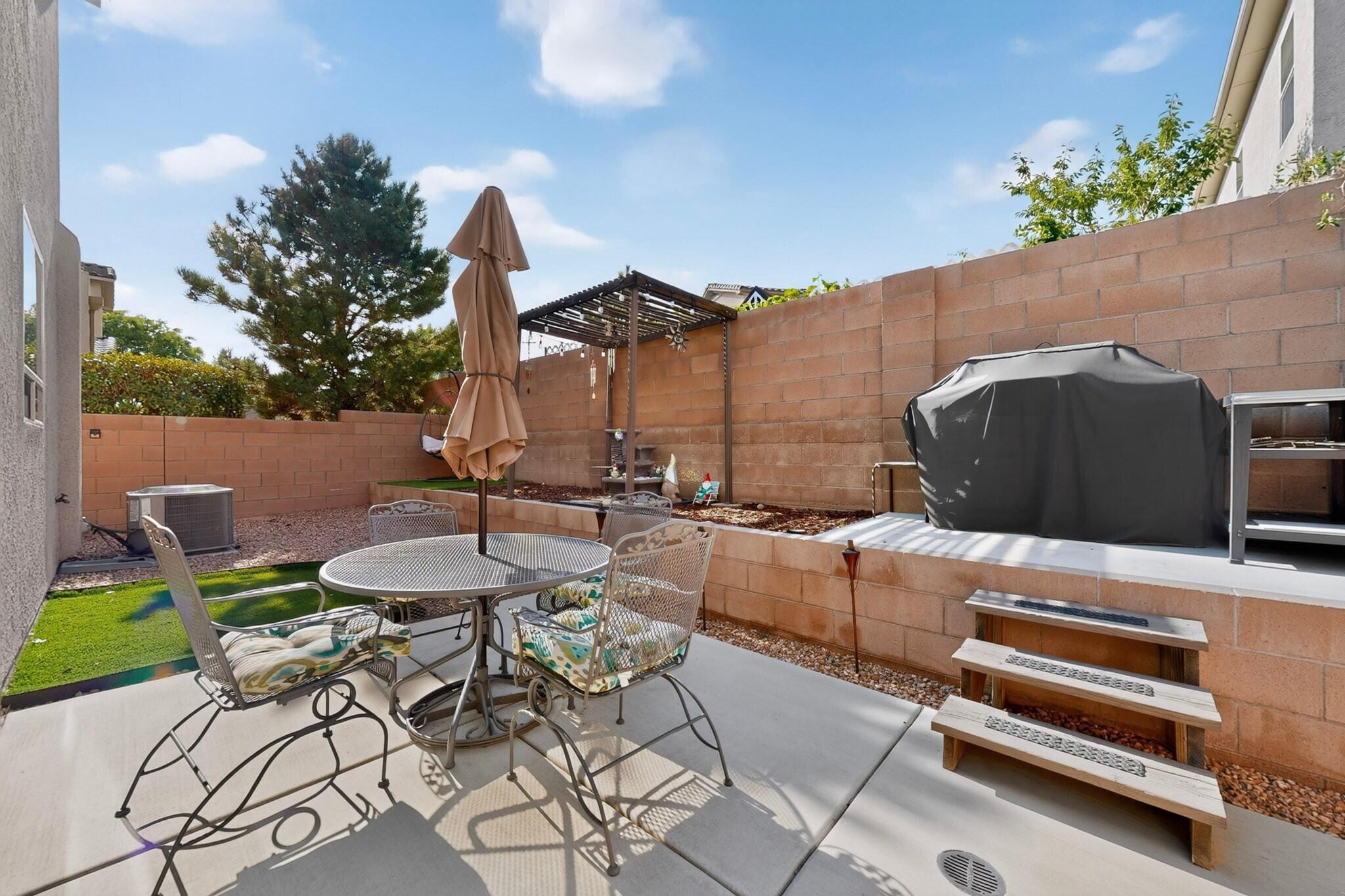 8923 Warm Wind Place NW