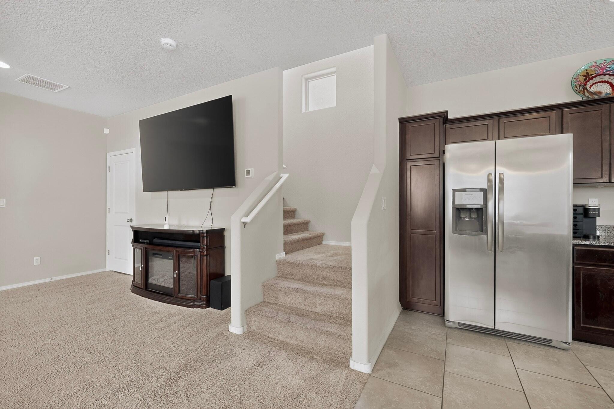 8923 Warm Wind Place NW