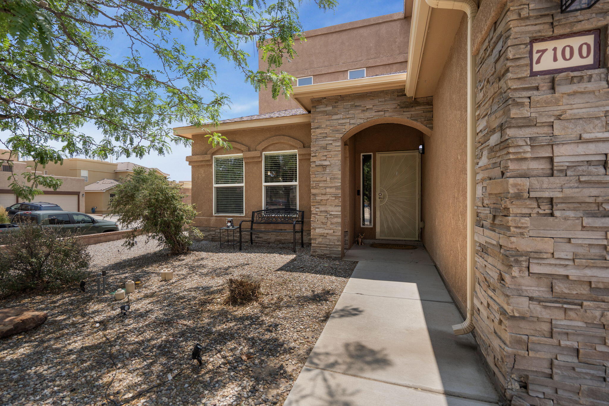 7100 Glyndon Trail NW