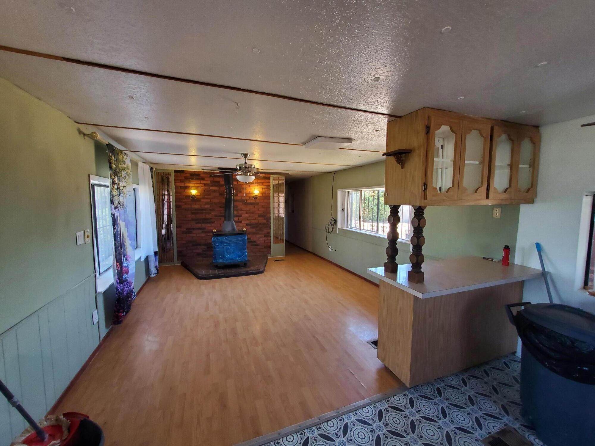 5127 Cerritos Avenue SW