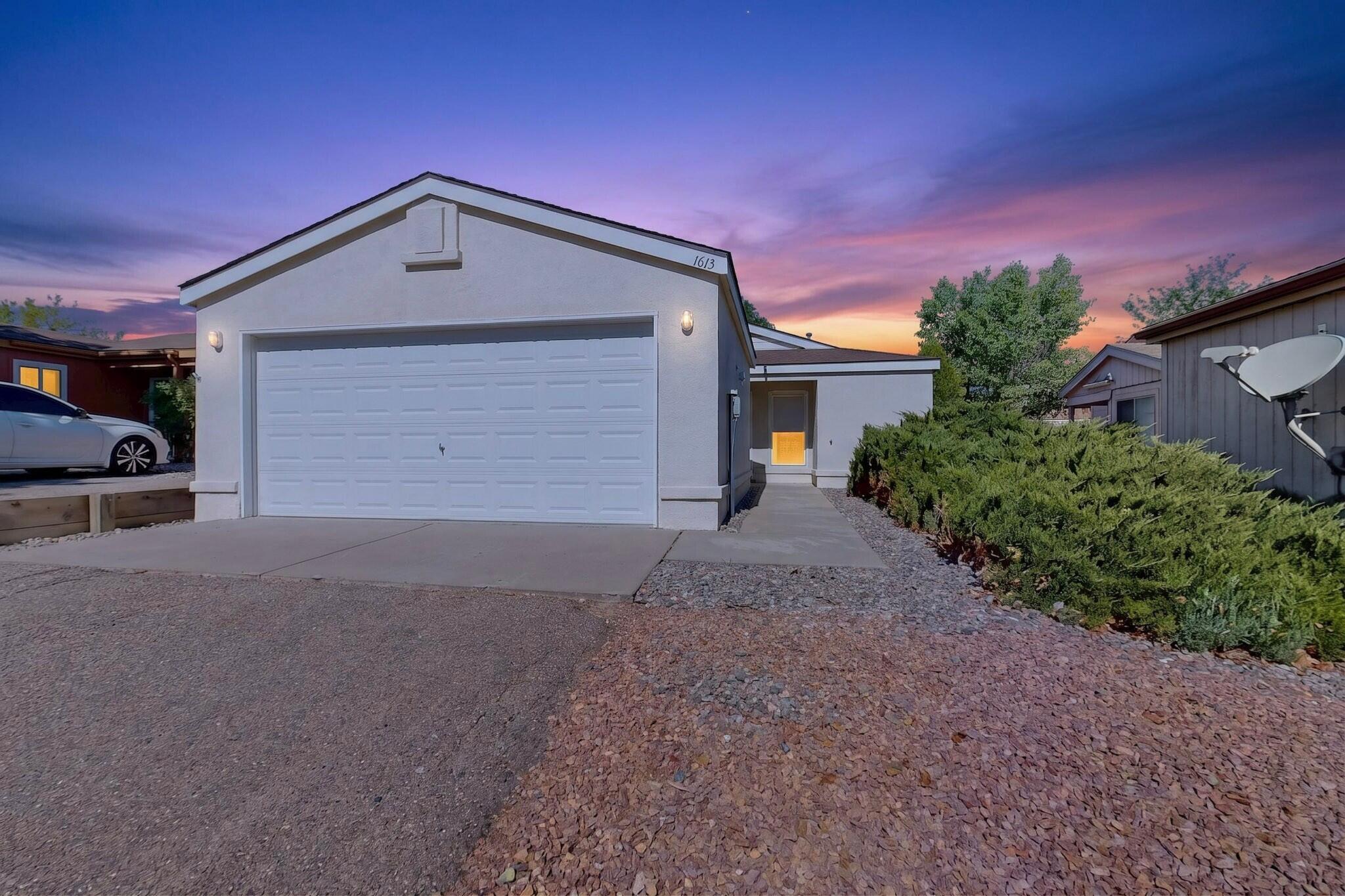 1613 Patti Place NE