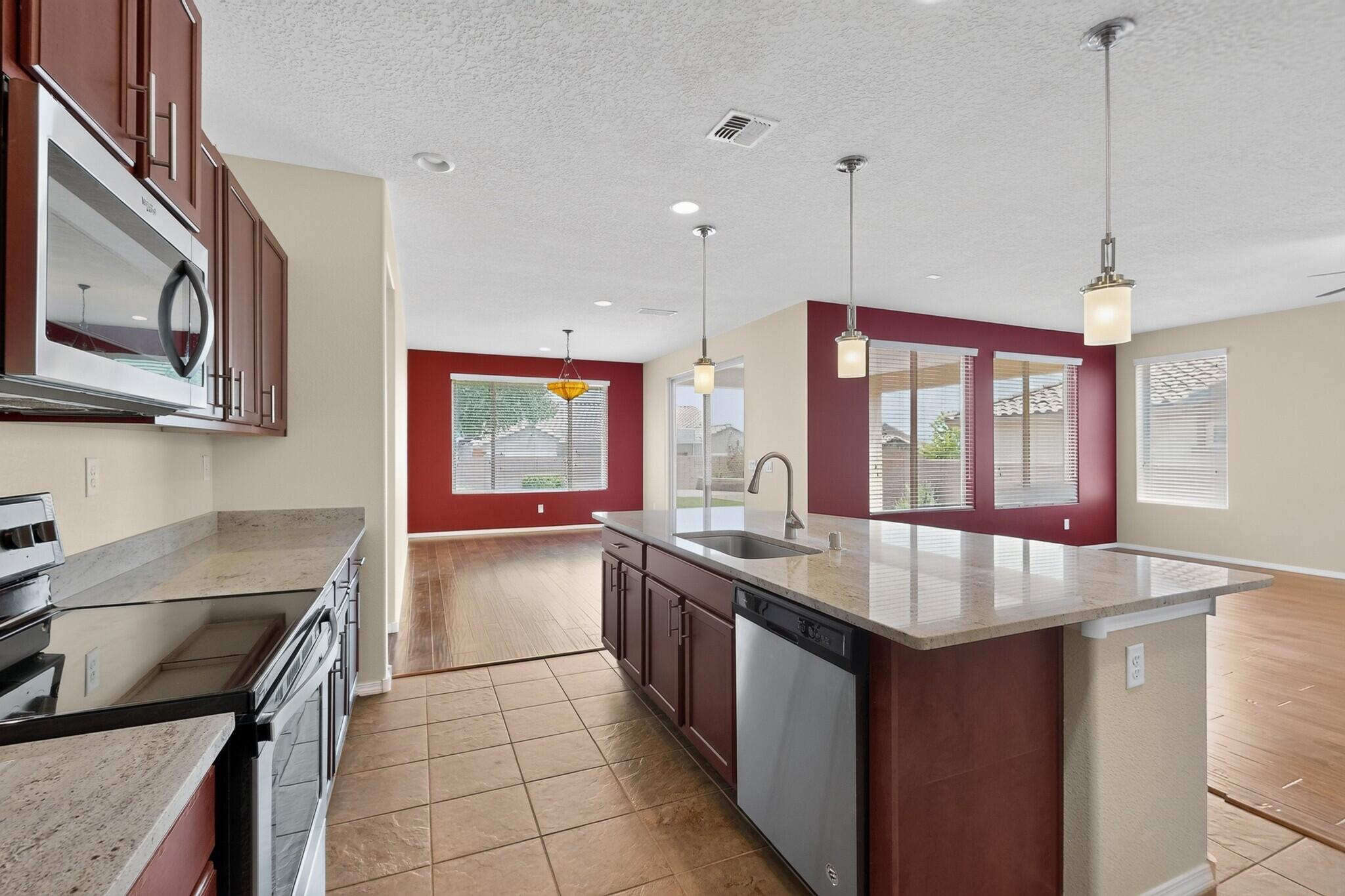 2308 Granite Mountain Loop NW