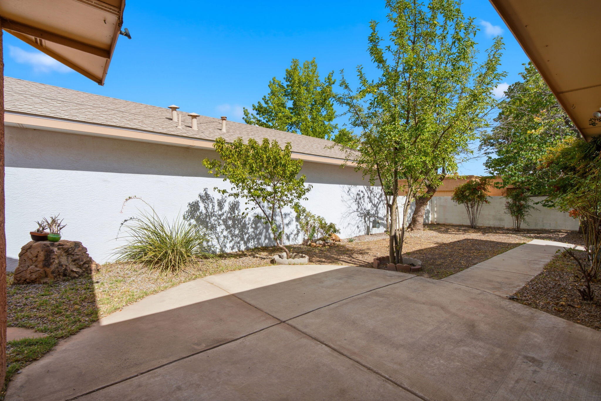7708 Pinewood Drive NW