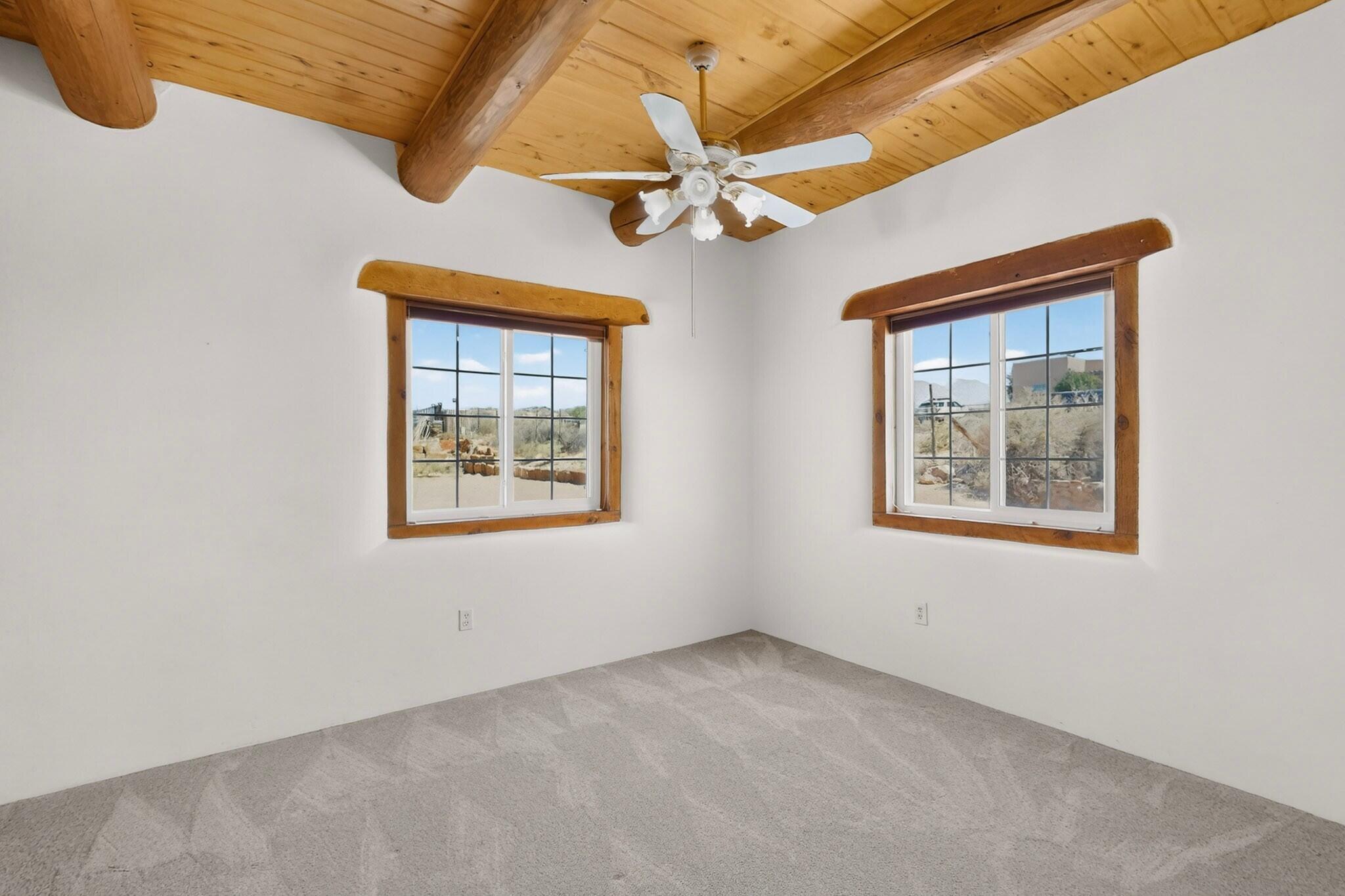 1925 Sonora Road NE