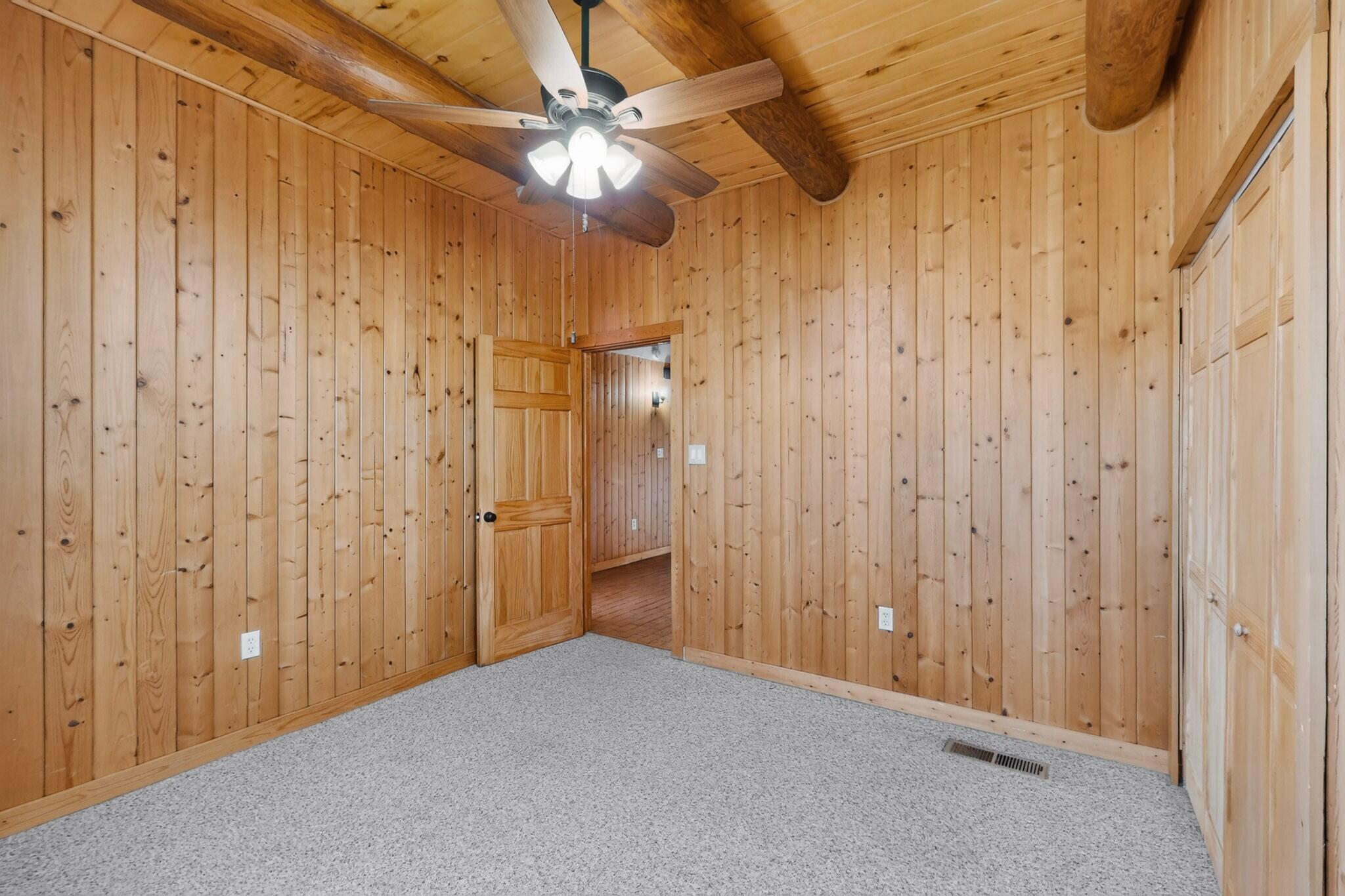 1925 Sonora Road NE