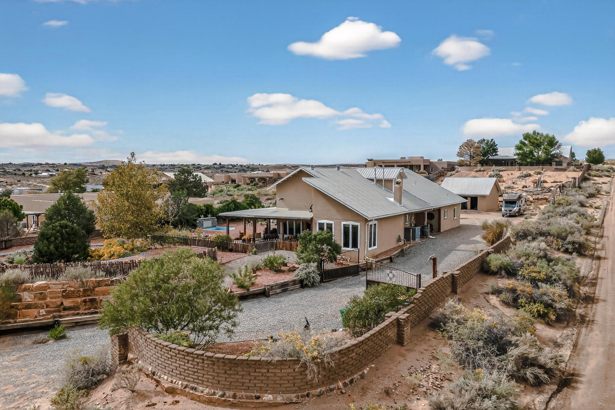 1925 Sonora Road NE