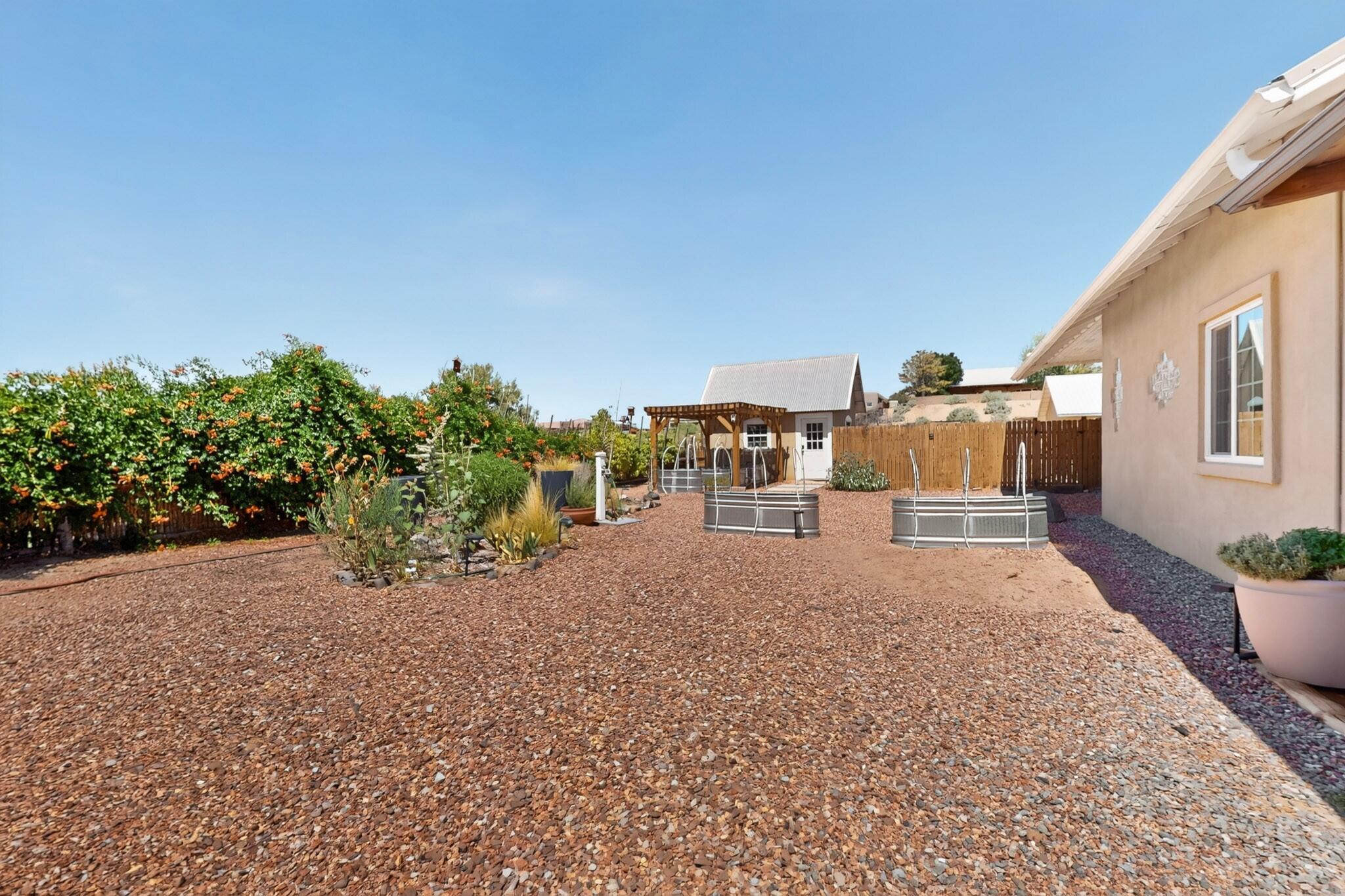 1925 Sonora Road NE