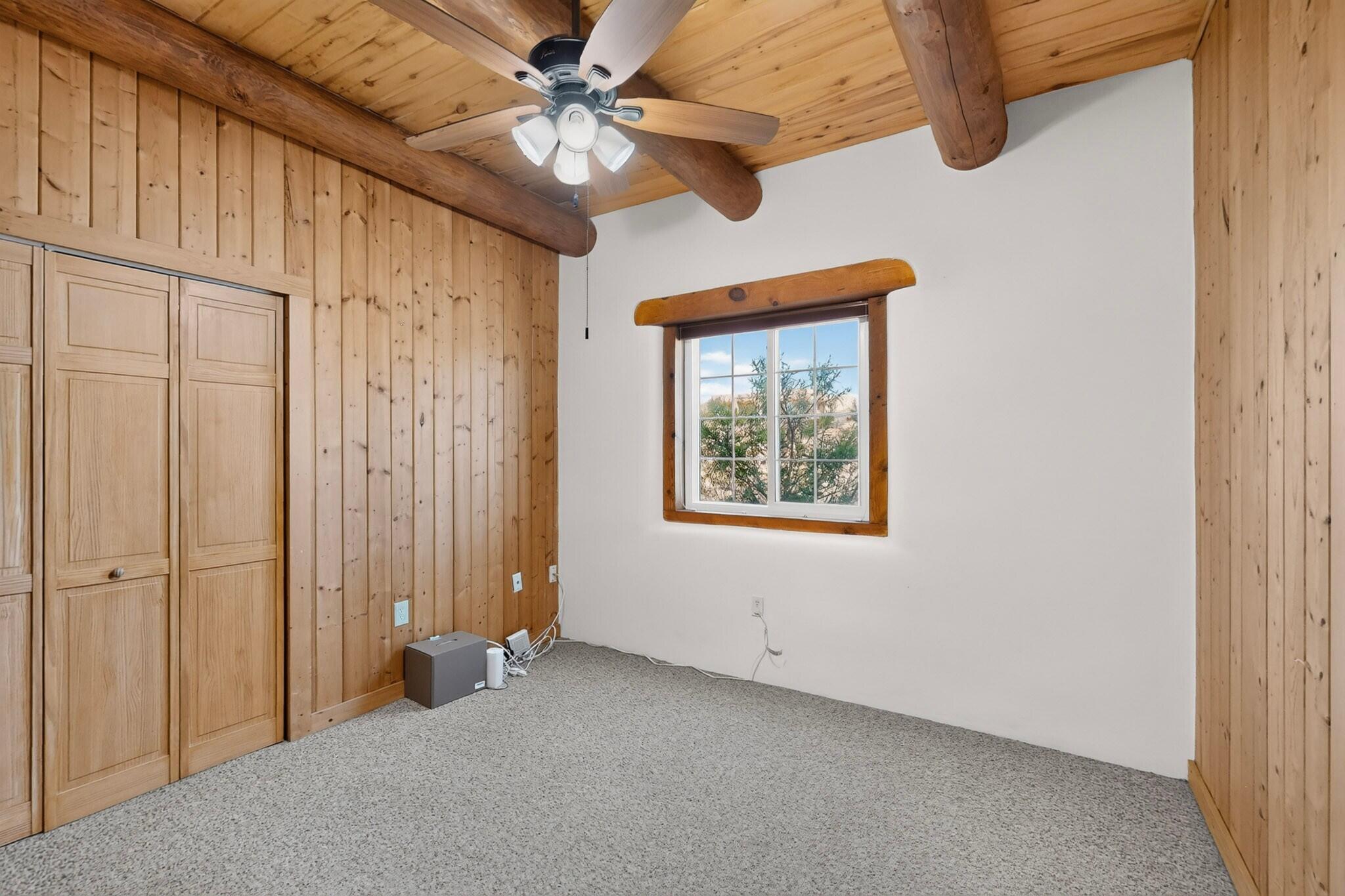 1925 Sonora Road NE