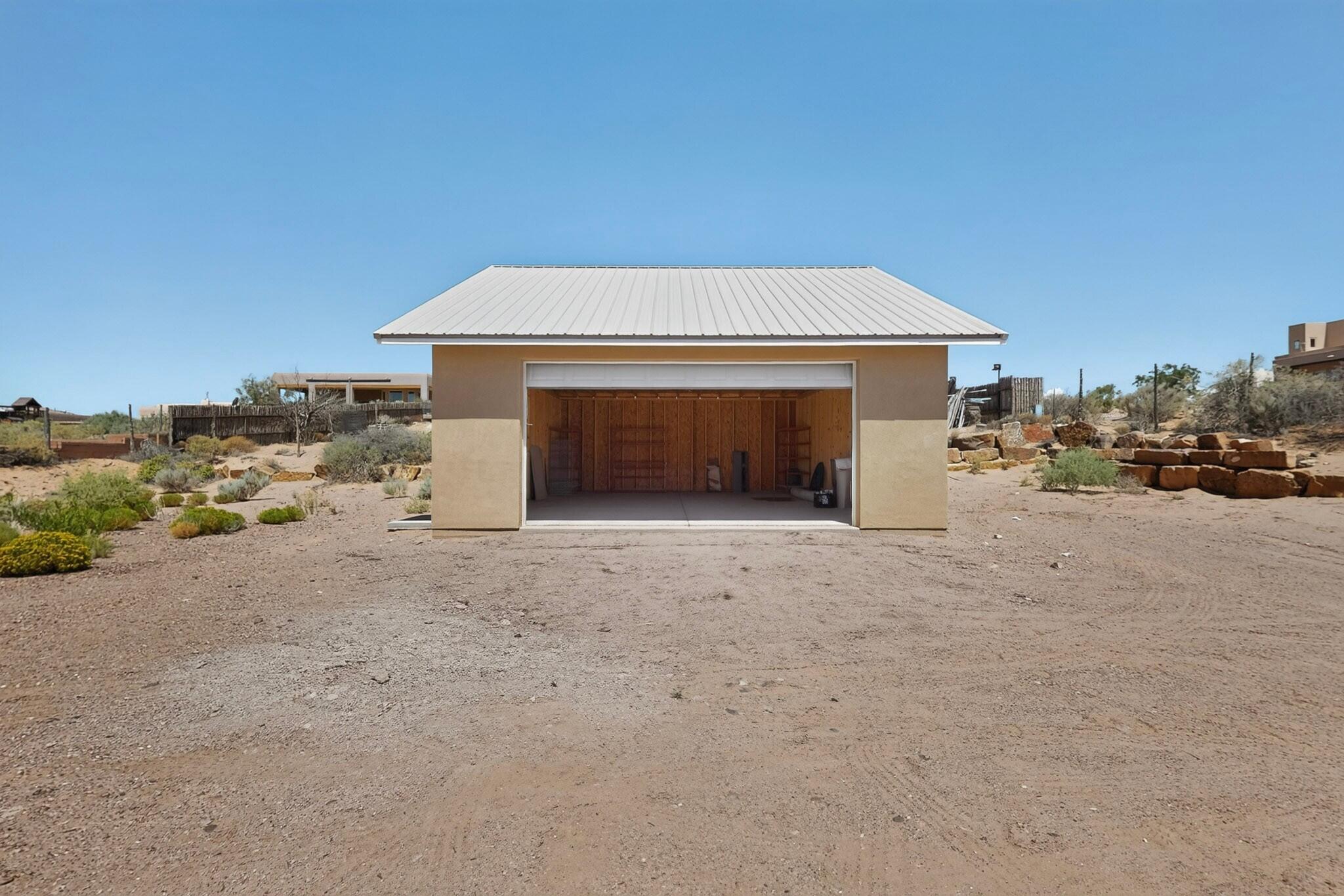 1925 Sonora Road NE