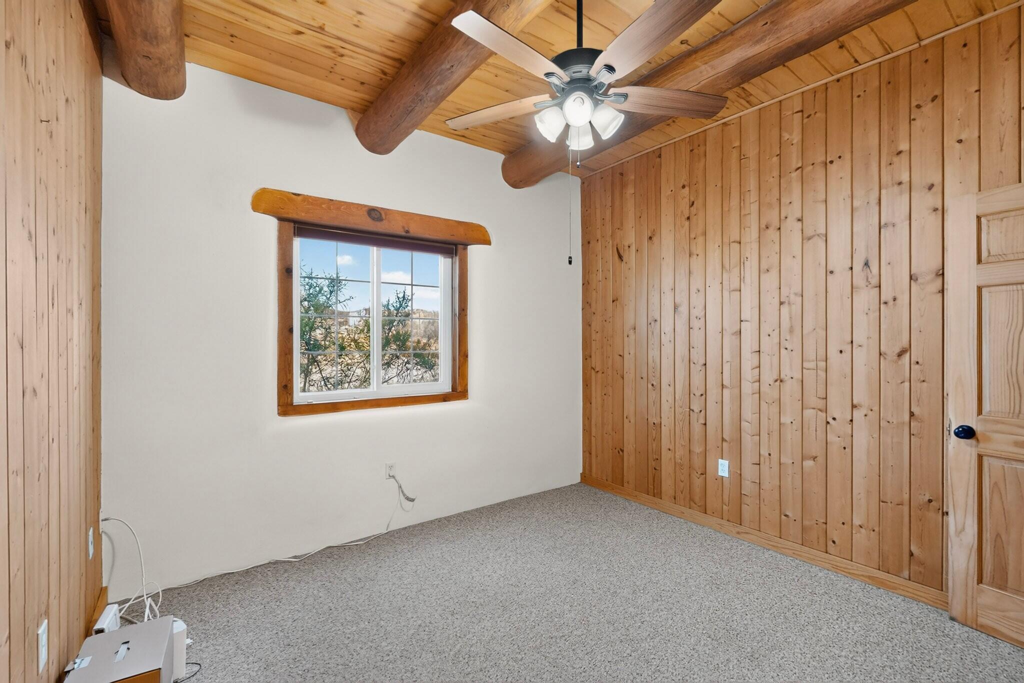 1925 Sonora Road NE