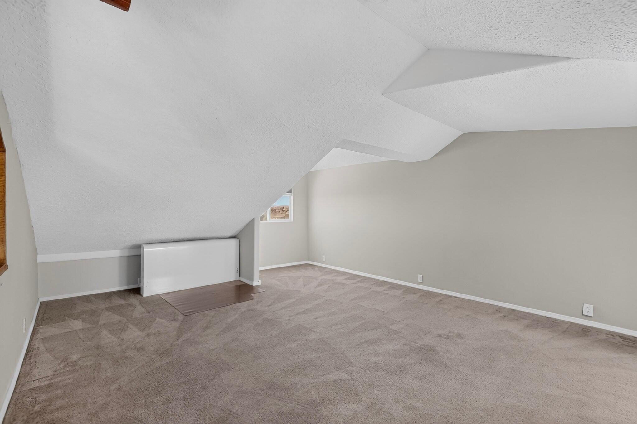 1925 Sonora Road NE
