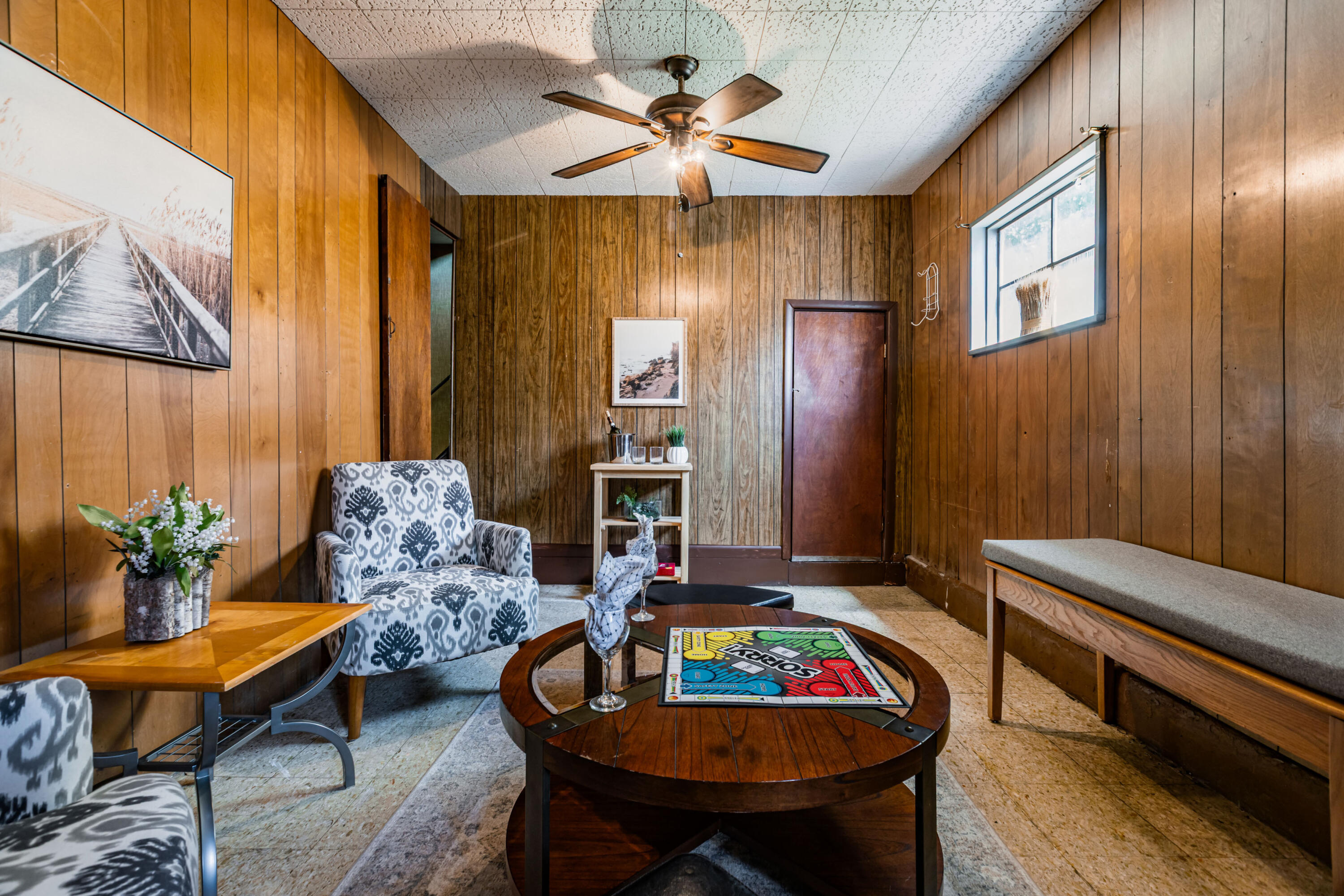 1837 June Street NE
