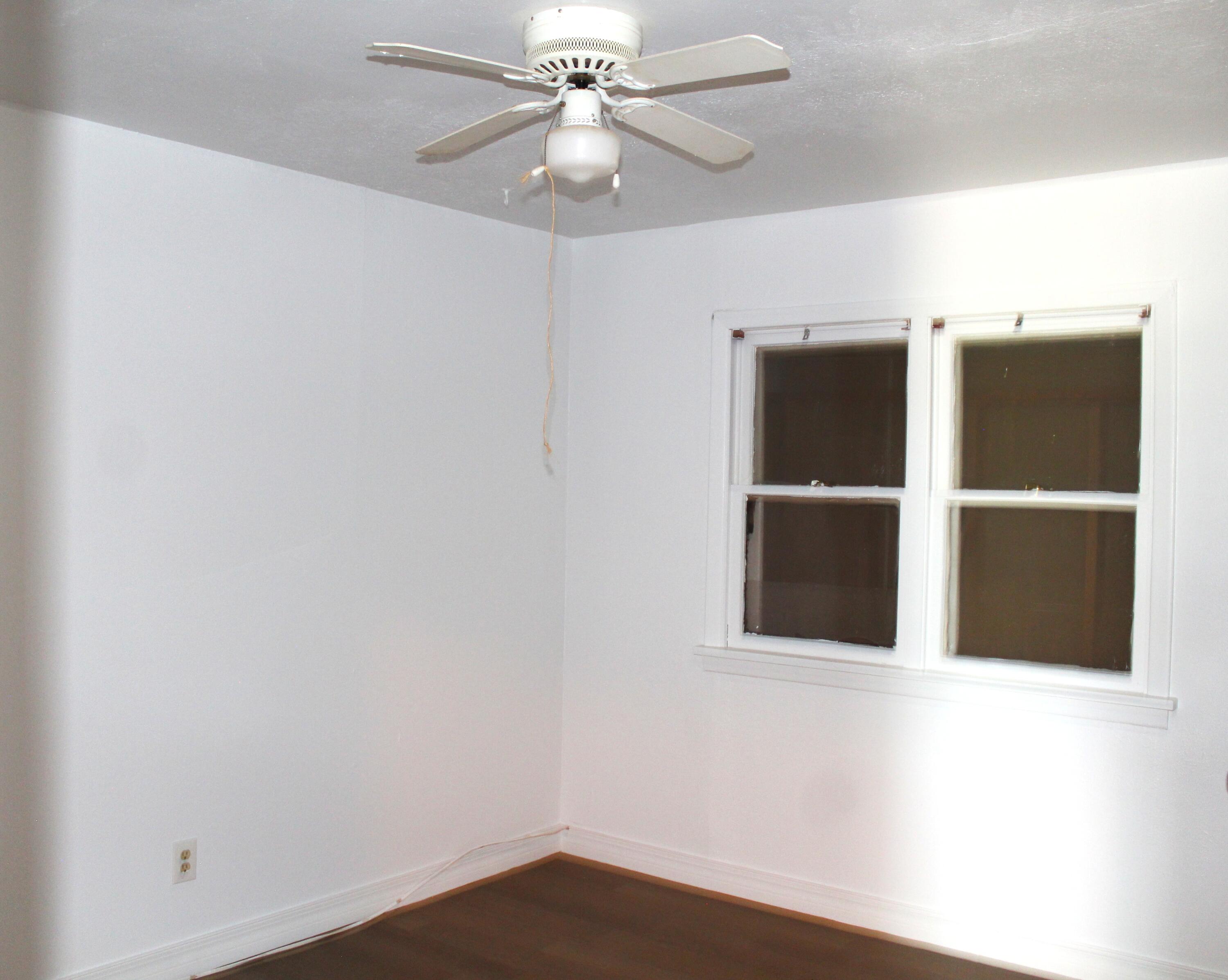 121 Yucca