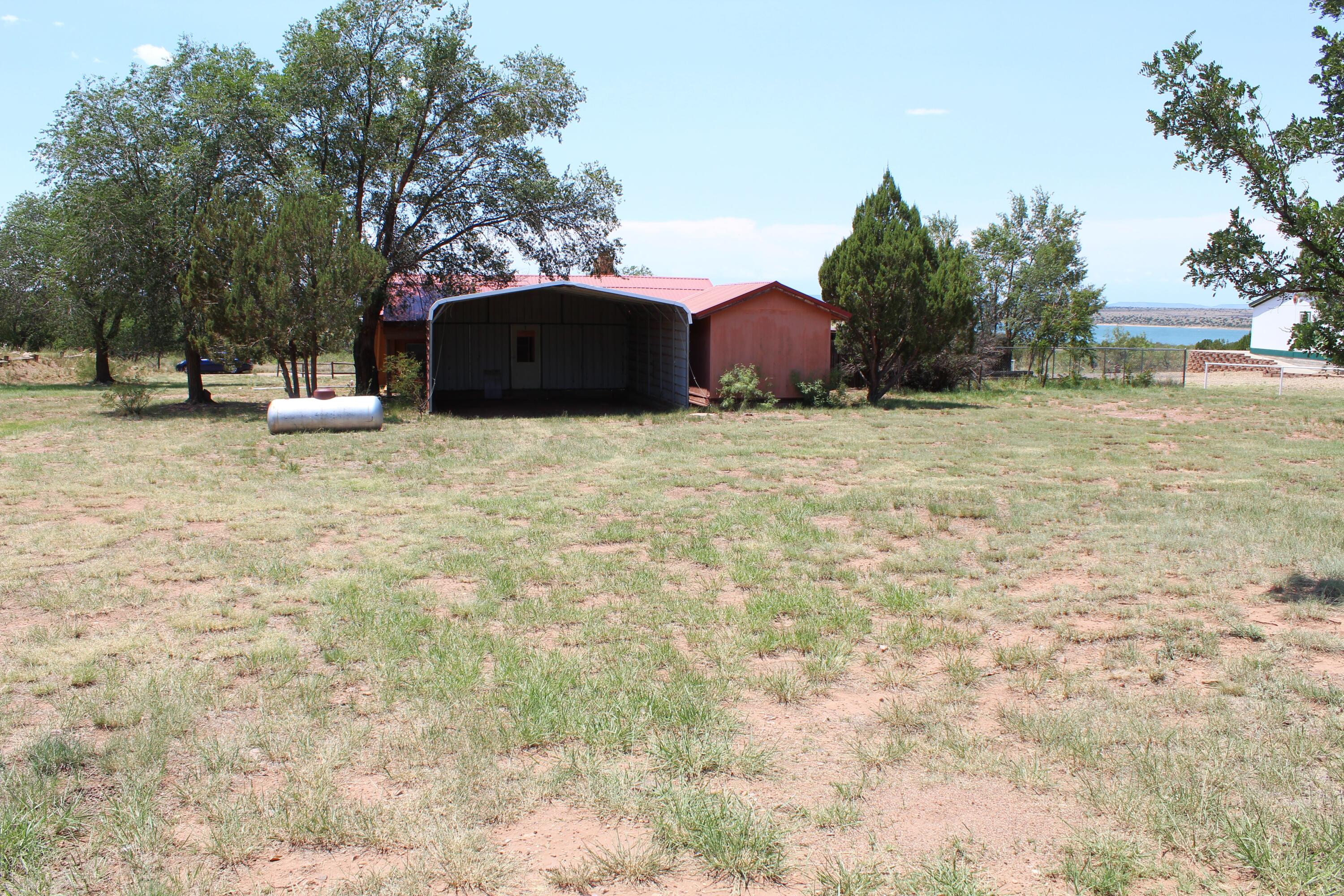 121 Yucca