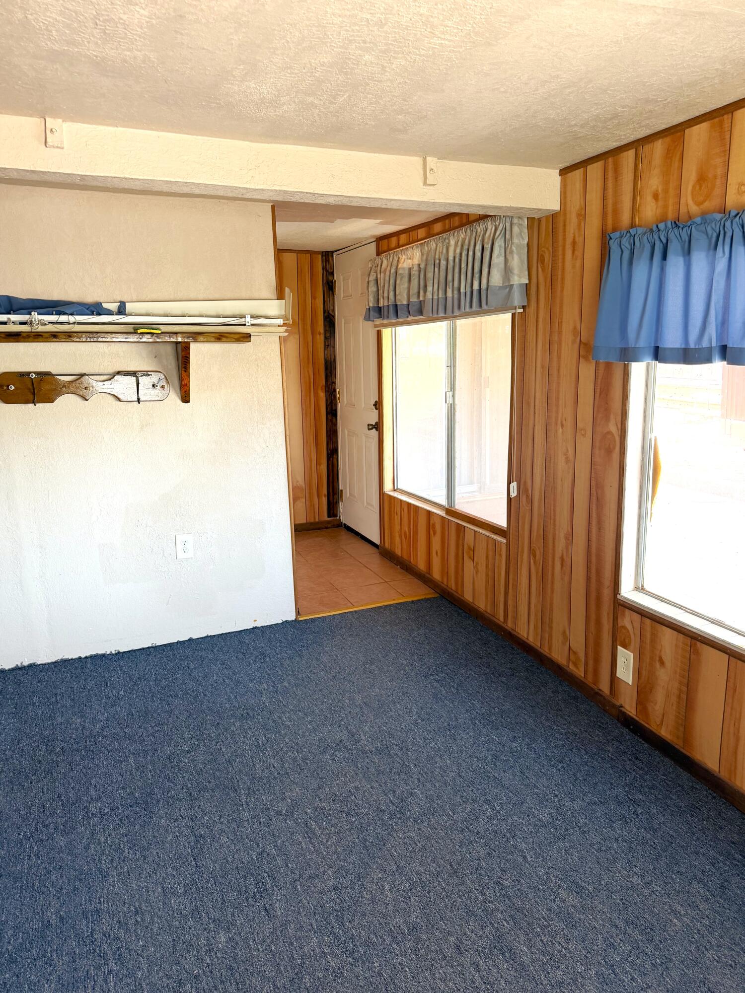 121 Yucca