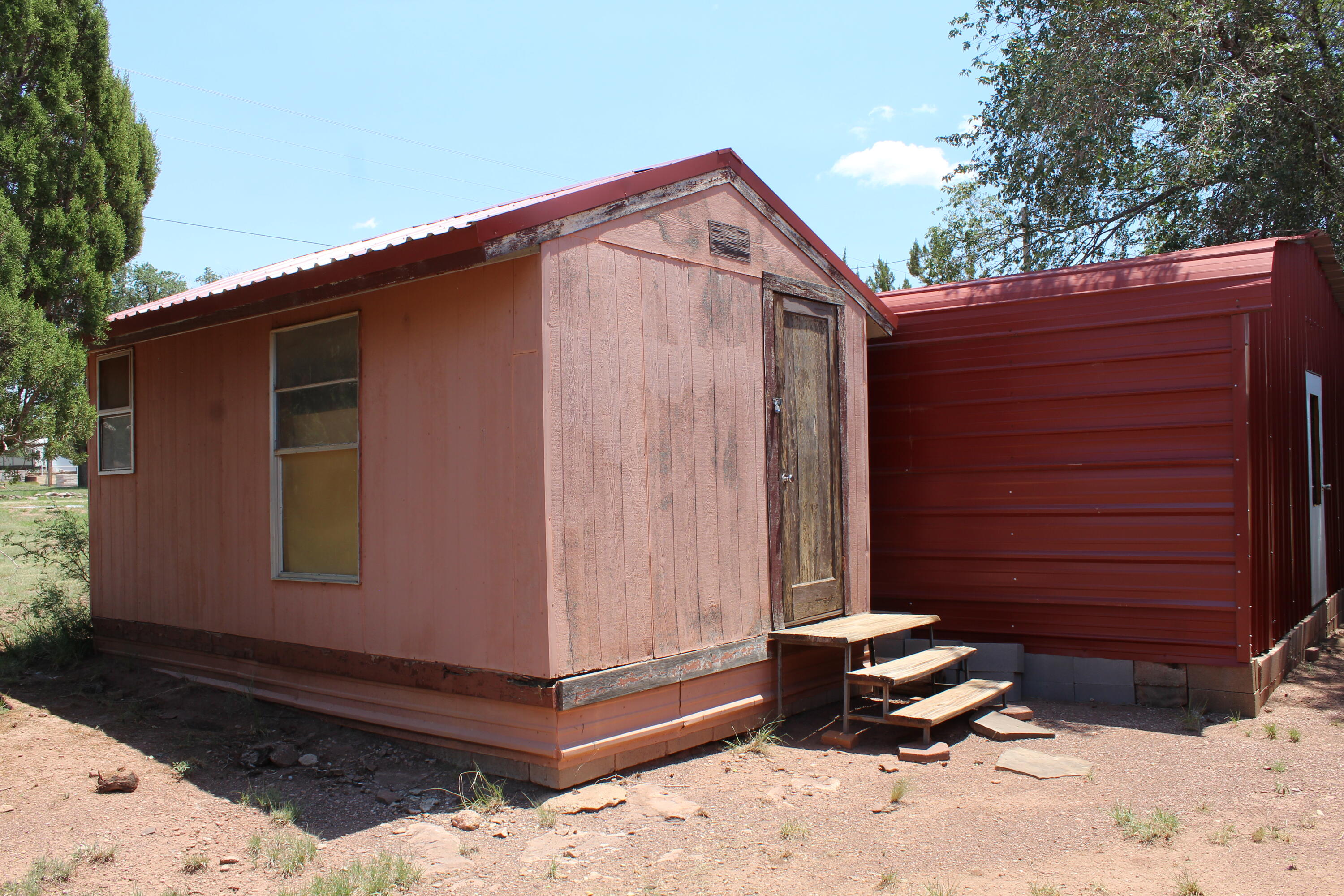 121 Yucca