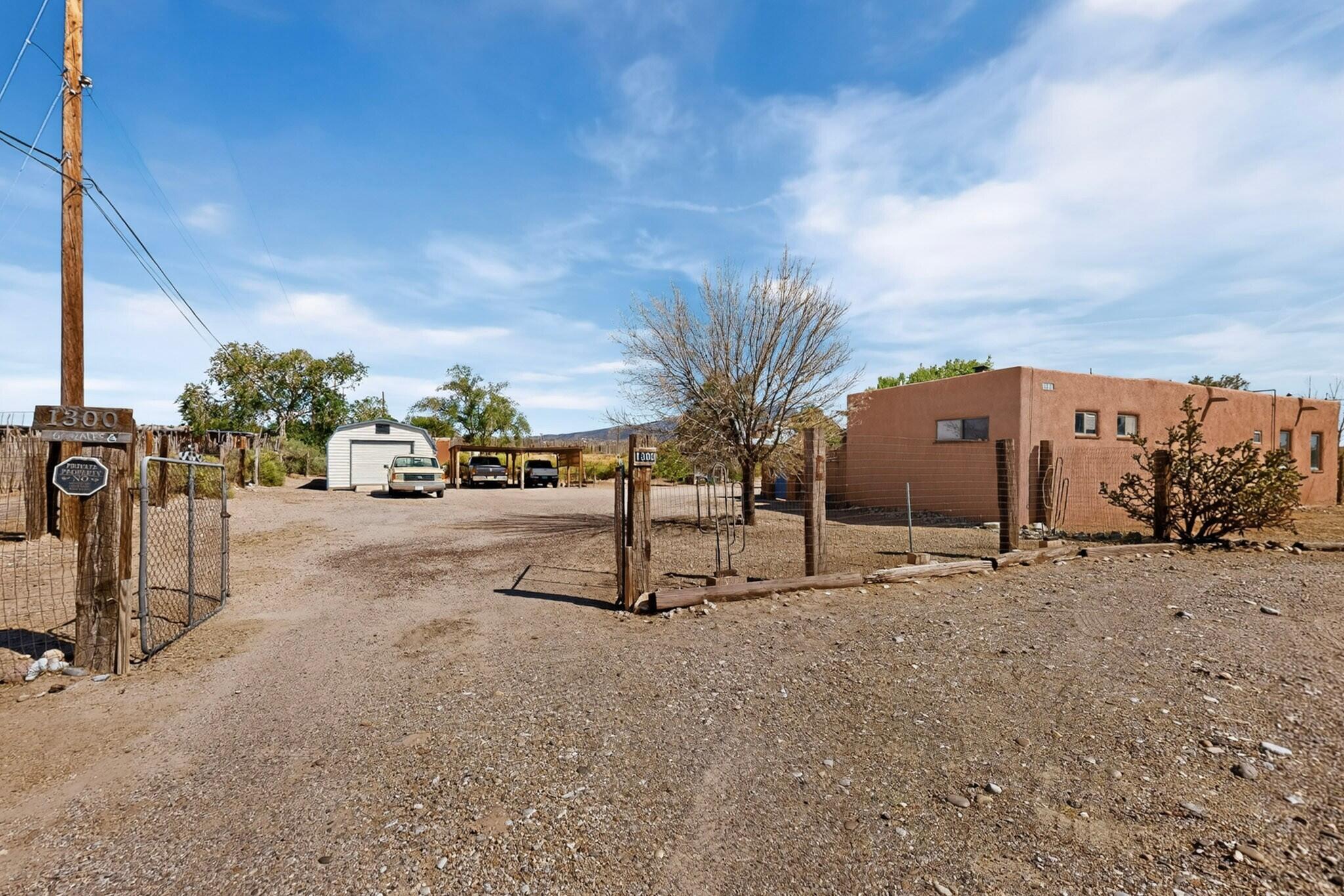 1300 Highway NM 313