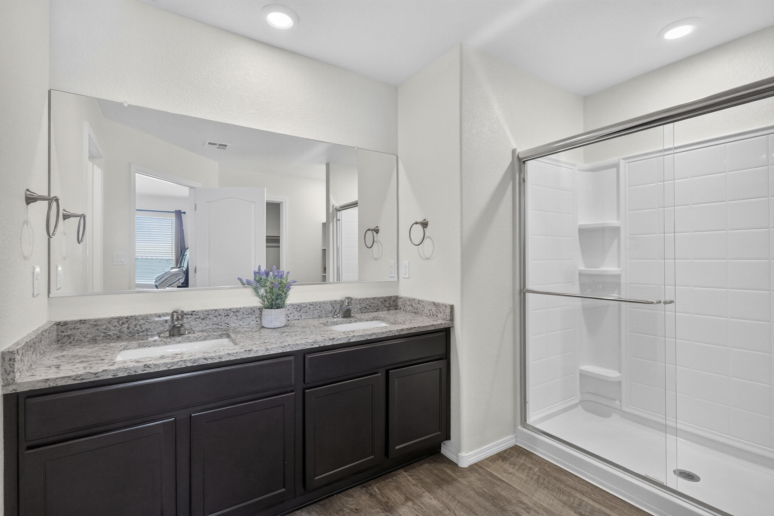 2304 Isabella Lane