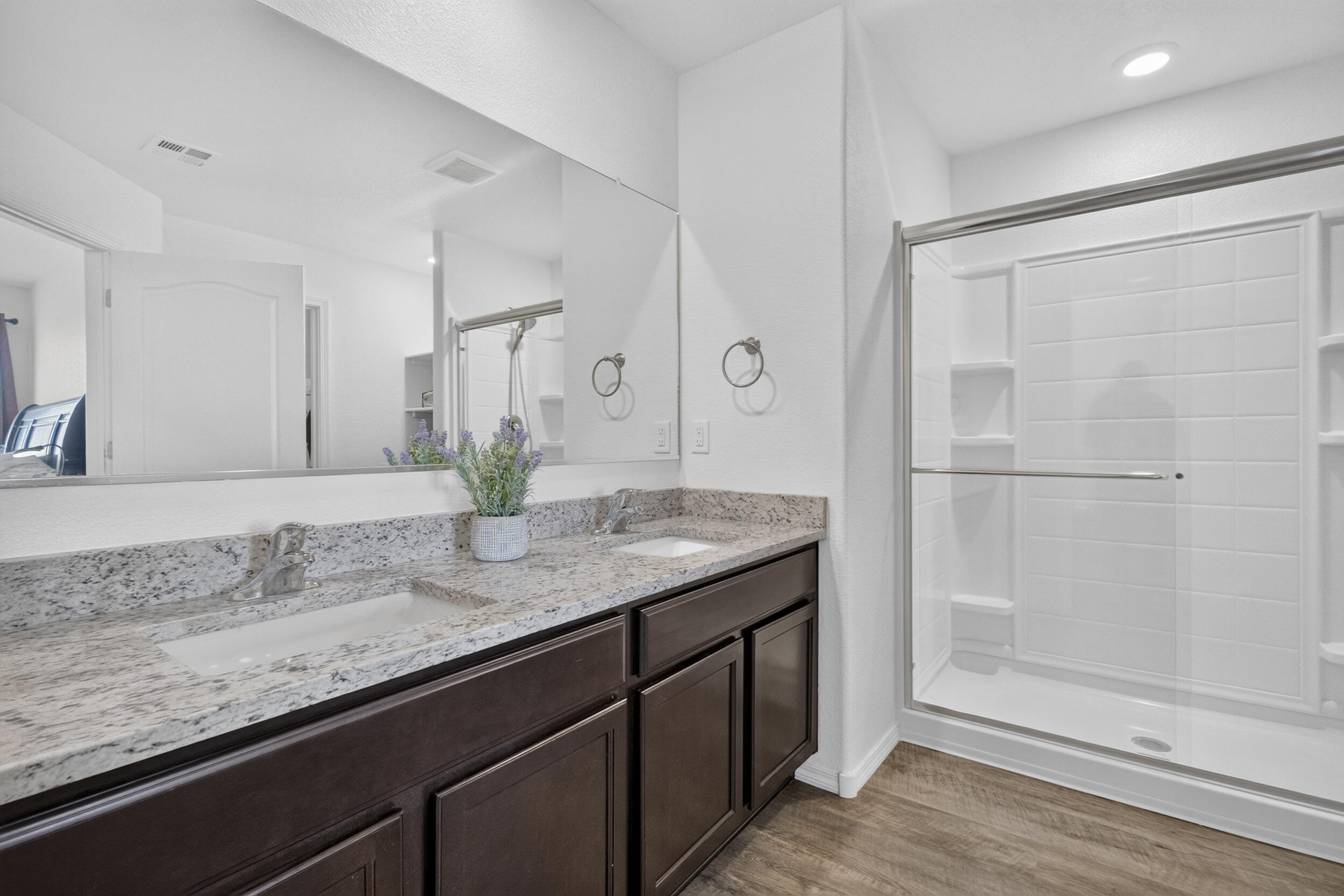2304 Isabella Lane